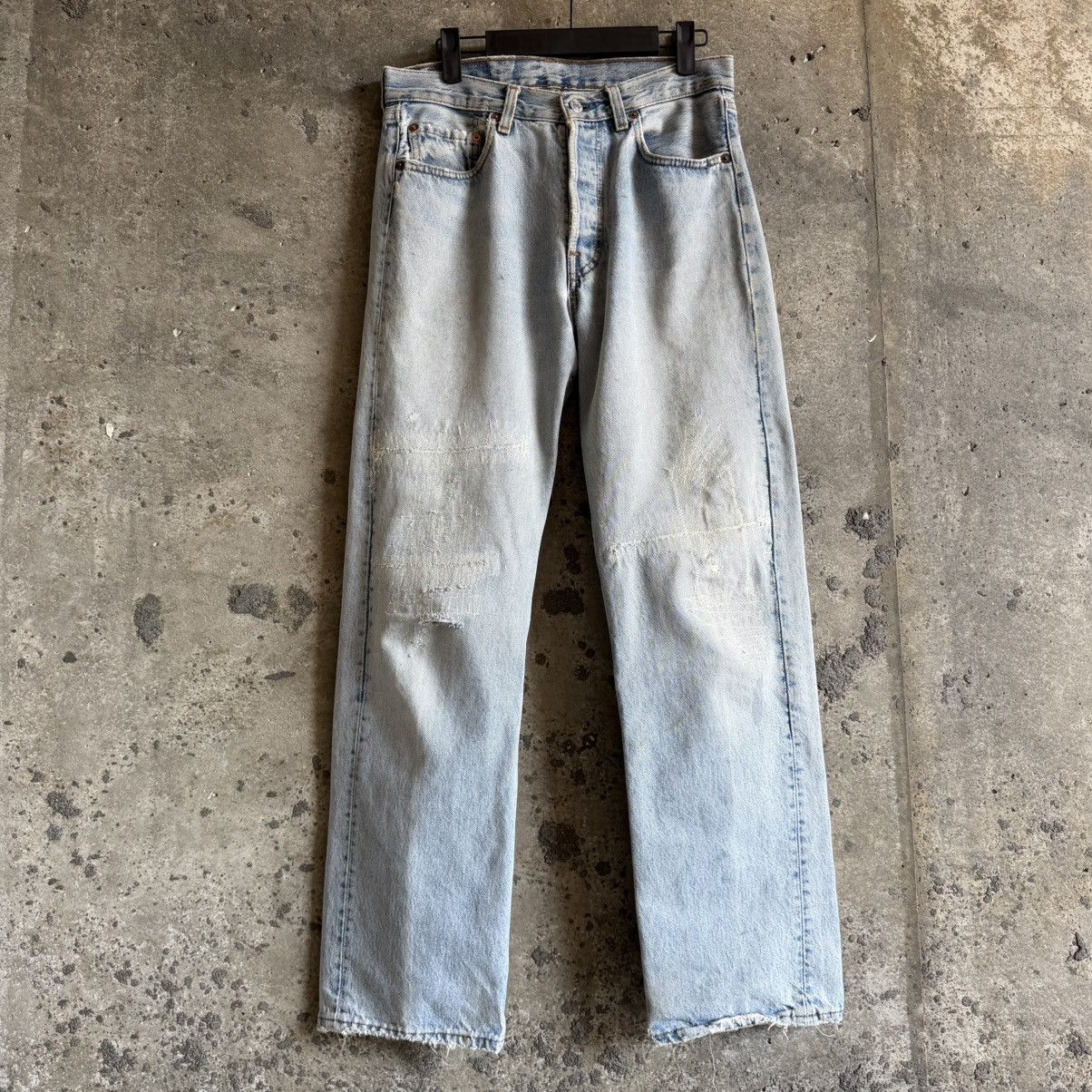 Levi's Vintage Levis Light Wash Thrashed Repair Denim Size US 29 - 1 Thumbnail
