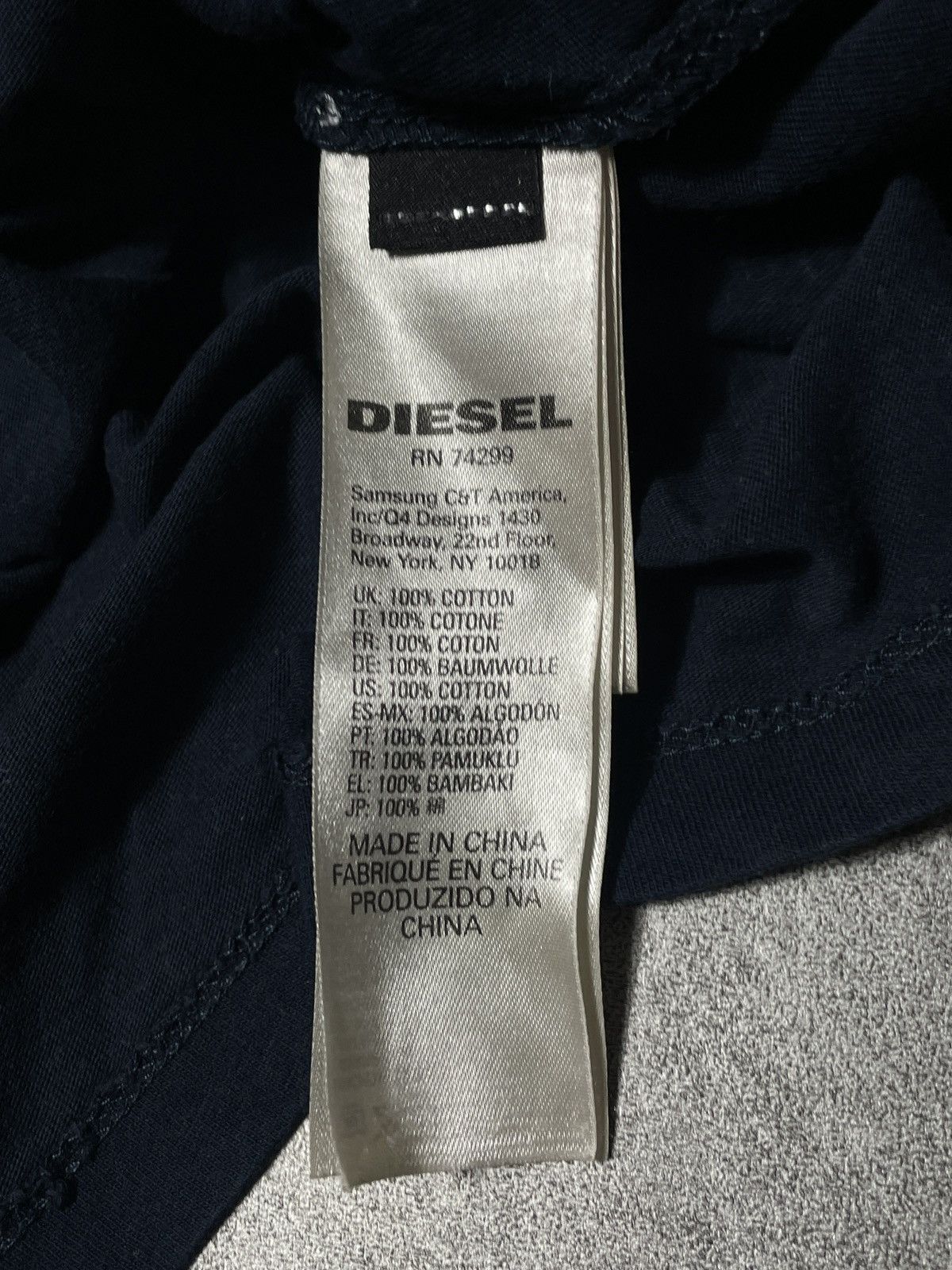 Diesel 🔥RARE🔥Diesel Vintage Tee Spellout Tiger Size US XS / EU 42 / 0 - 4 Thumbnail