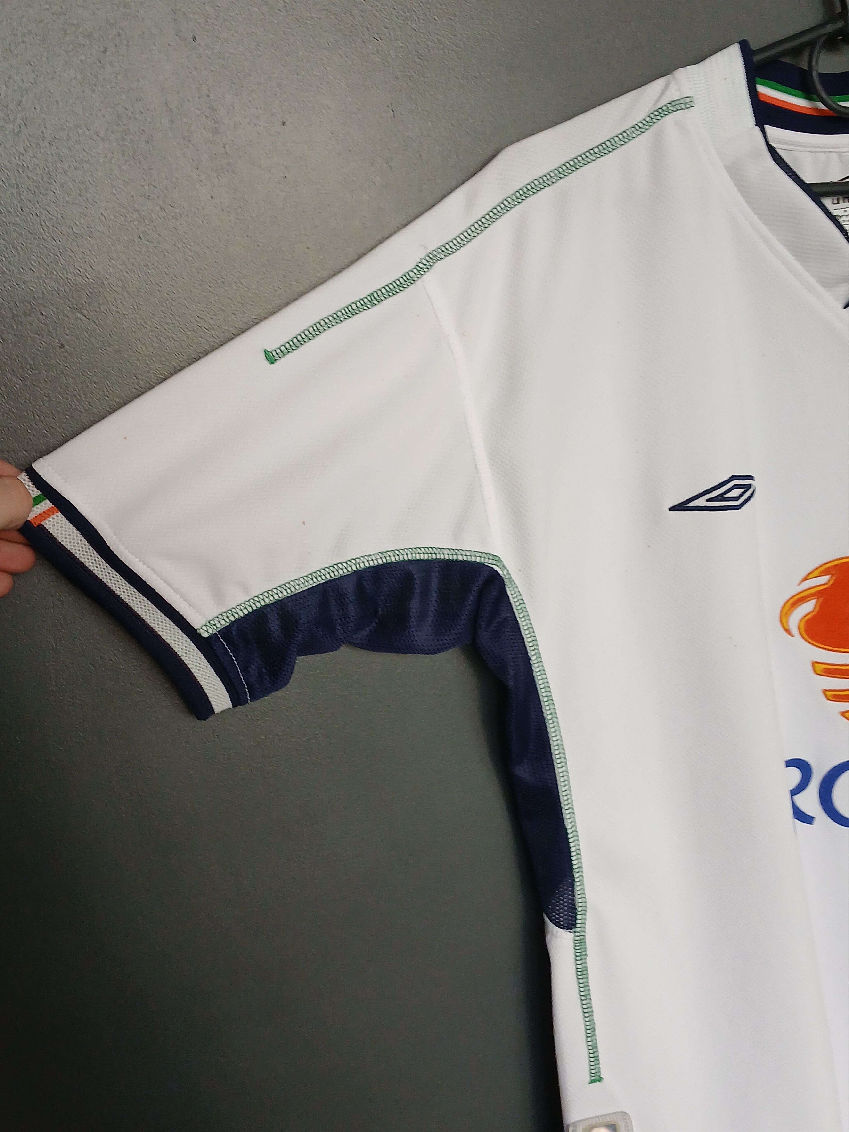 Other Ireland National Team 2001/2002 Away Football Jersey T-Shirt Size US L / EU 52-54 / 3 - 4 Thumbnail