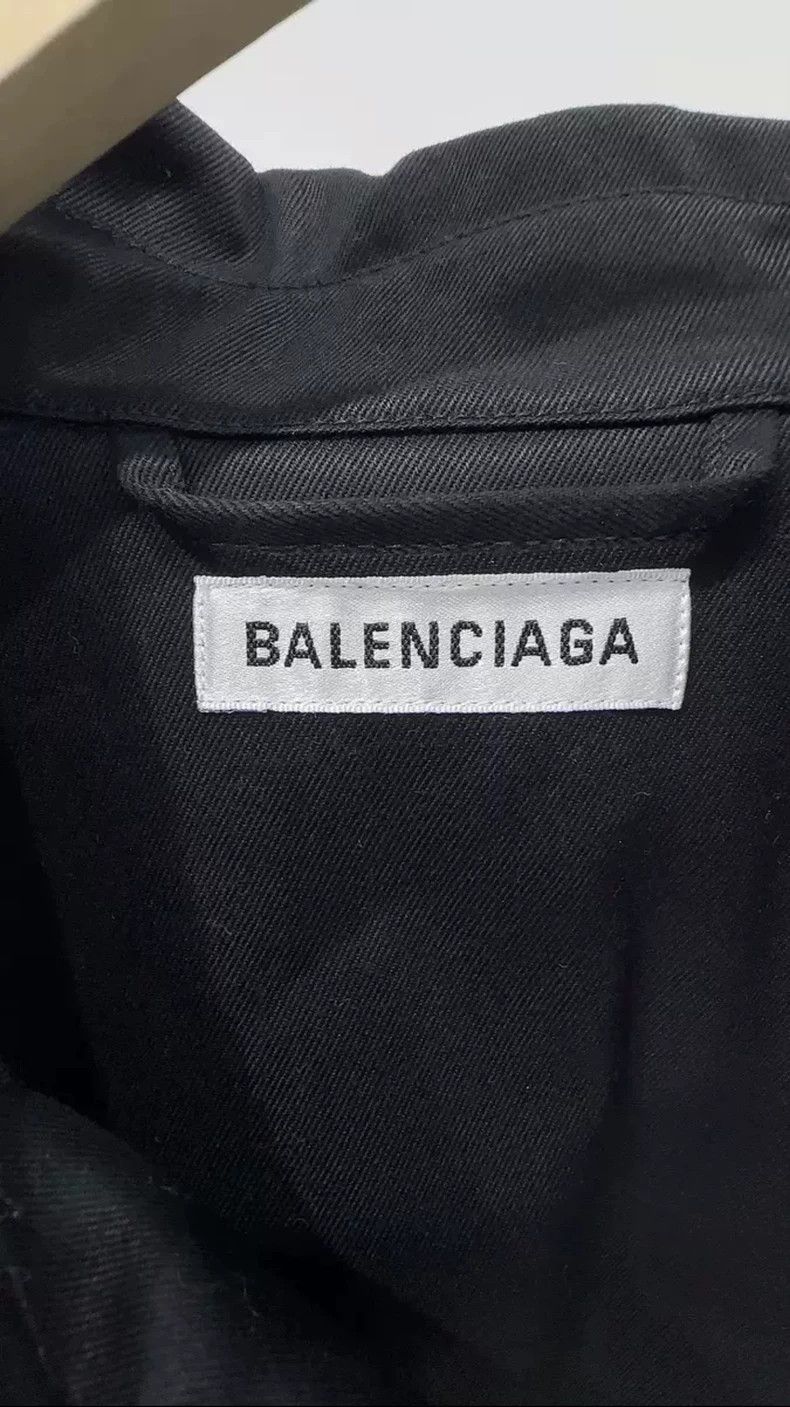Balenciaga Balenciaga size 36 Striped Newspaper Shirt Size S / US 4 / IT 40 - 4 Thumbnail