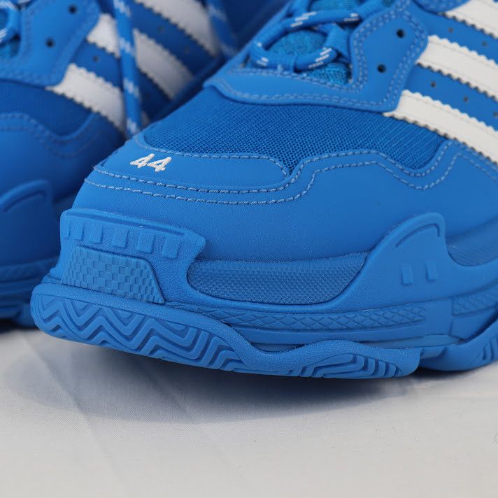 o1rshd1 Triple S Mesh Sneakers in Blue/White Low Top Sneakers