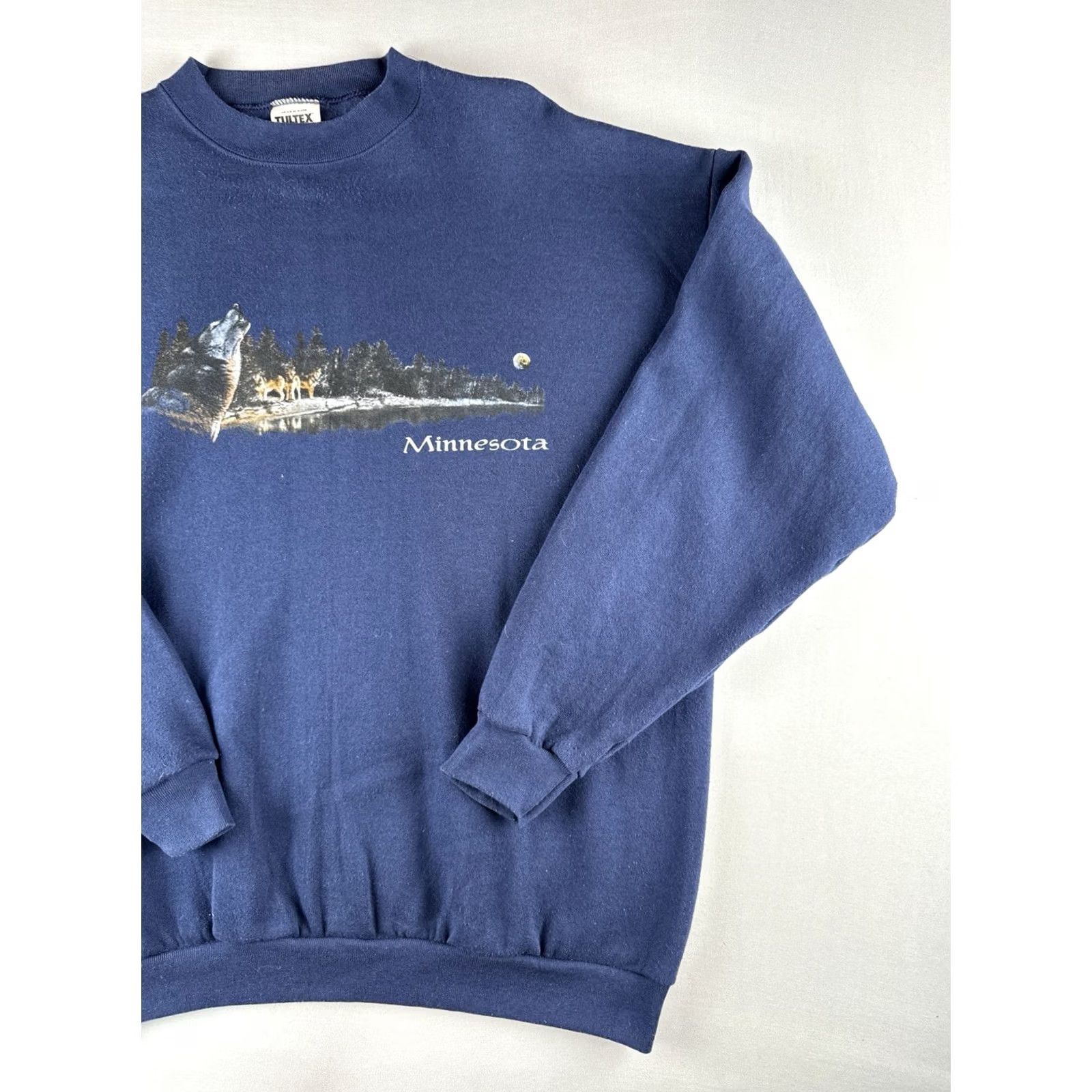 Tultex VINTAGE Tultex Wolf Crewneck Sweatshirt XL Blue 90s Wildlife USA Mens Pullover Crew Neck Size US XL / EU 56 / 4 - 4 Thumbnail