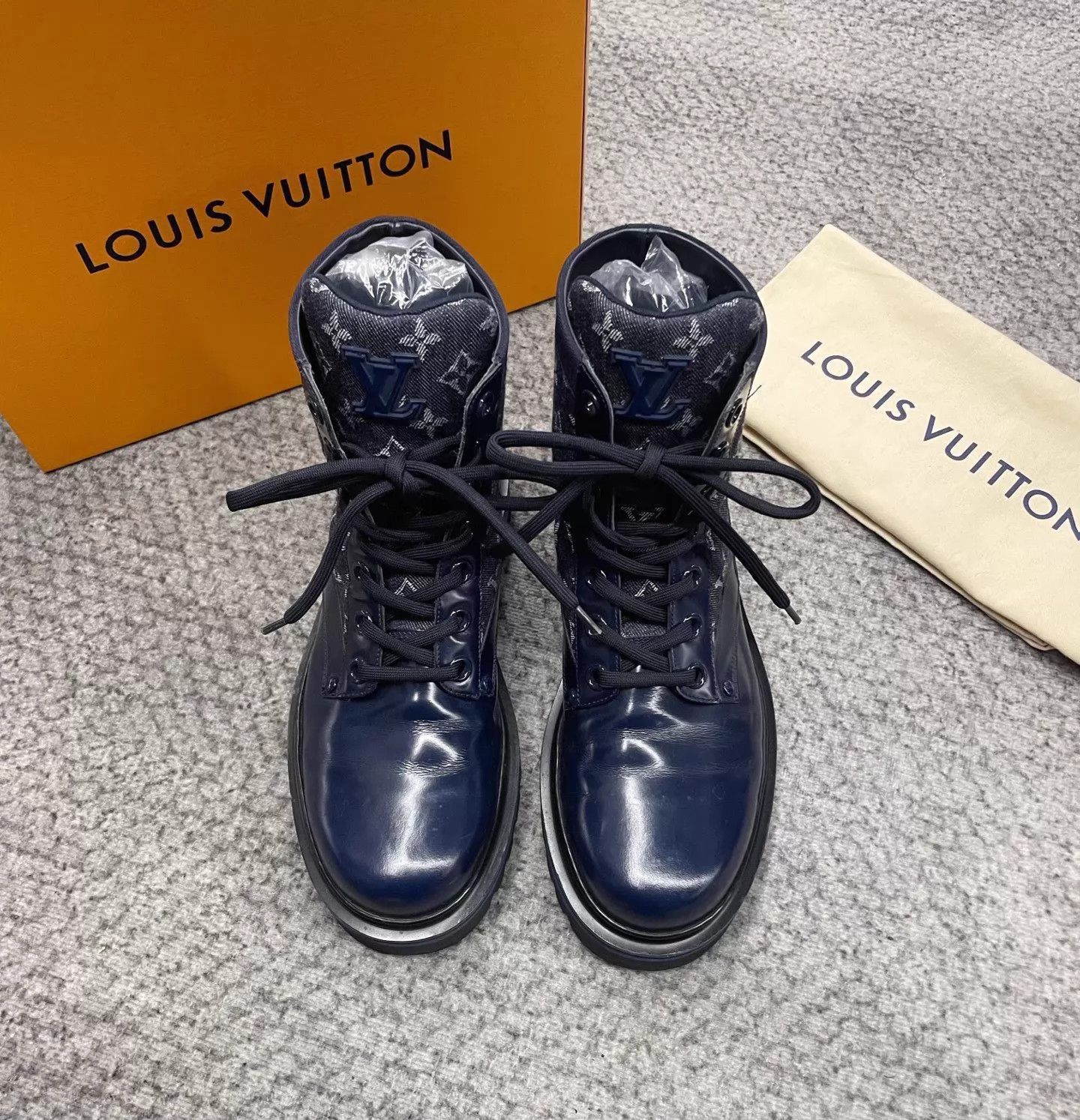Louis Vuitton Blue Leather Lace-Up Boots Size 8 Size US 8 / EU 41 - 1 Thumbnail