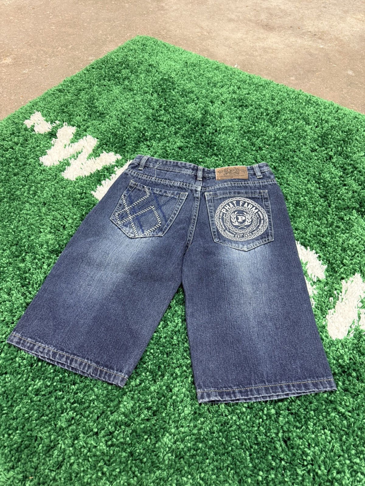 Phat Farm Vintage Phat Farm Y2K 90s Logo Patch Denim Jeans 28 Size US 28 / EU 44 - 2 Thumbnail