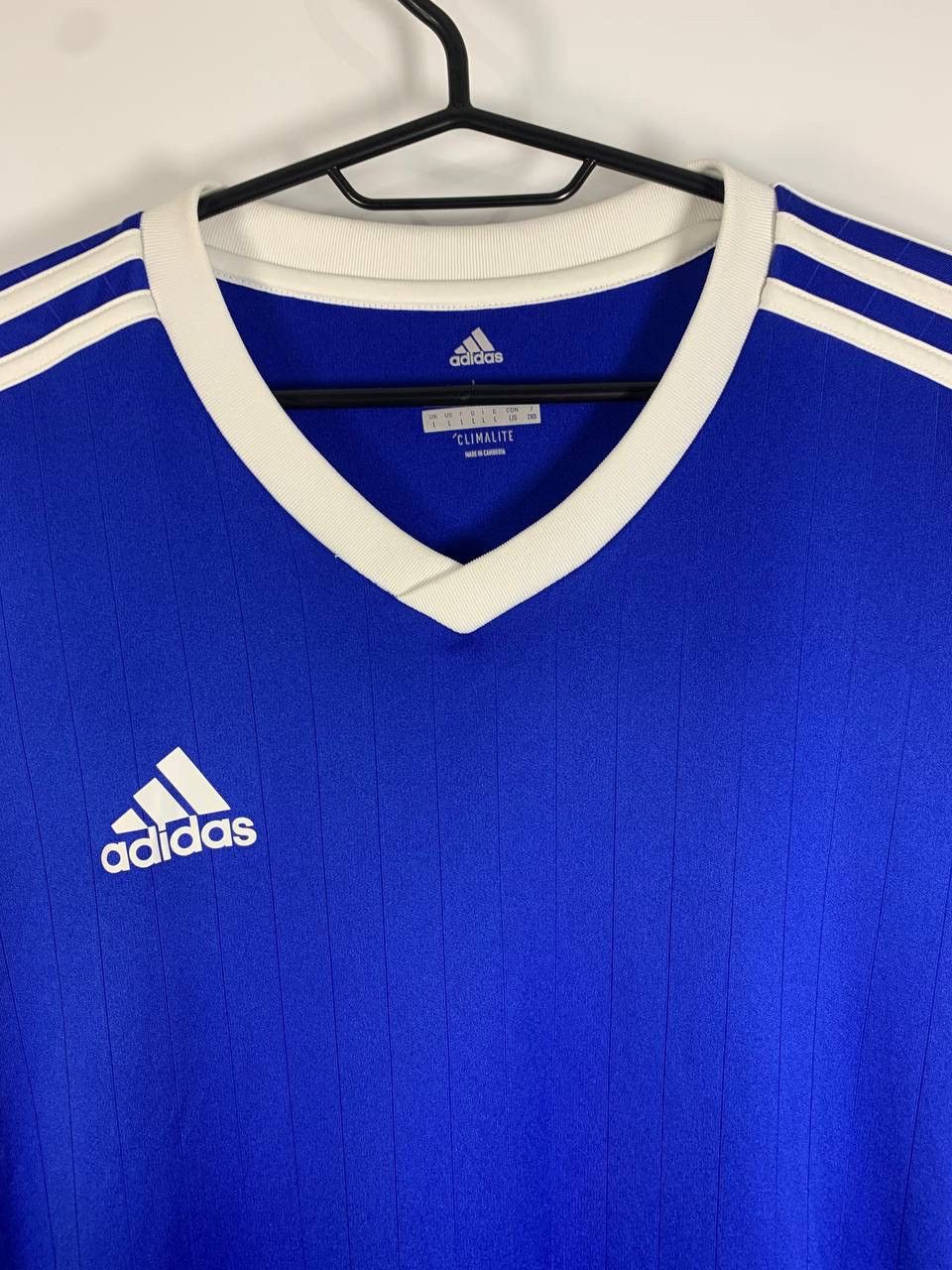 Adidas Adidas Tshirt 2017 | 90s style Size US L / EU 52-54 / 3 - 2 Thumbnail