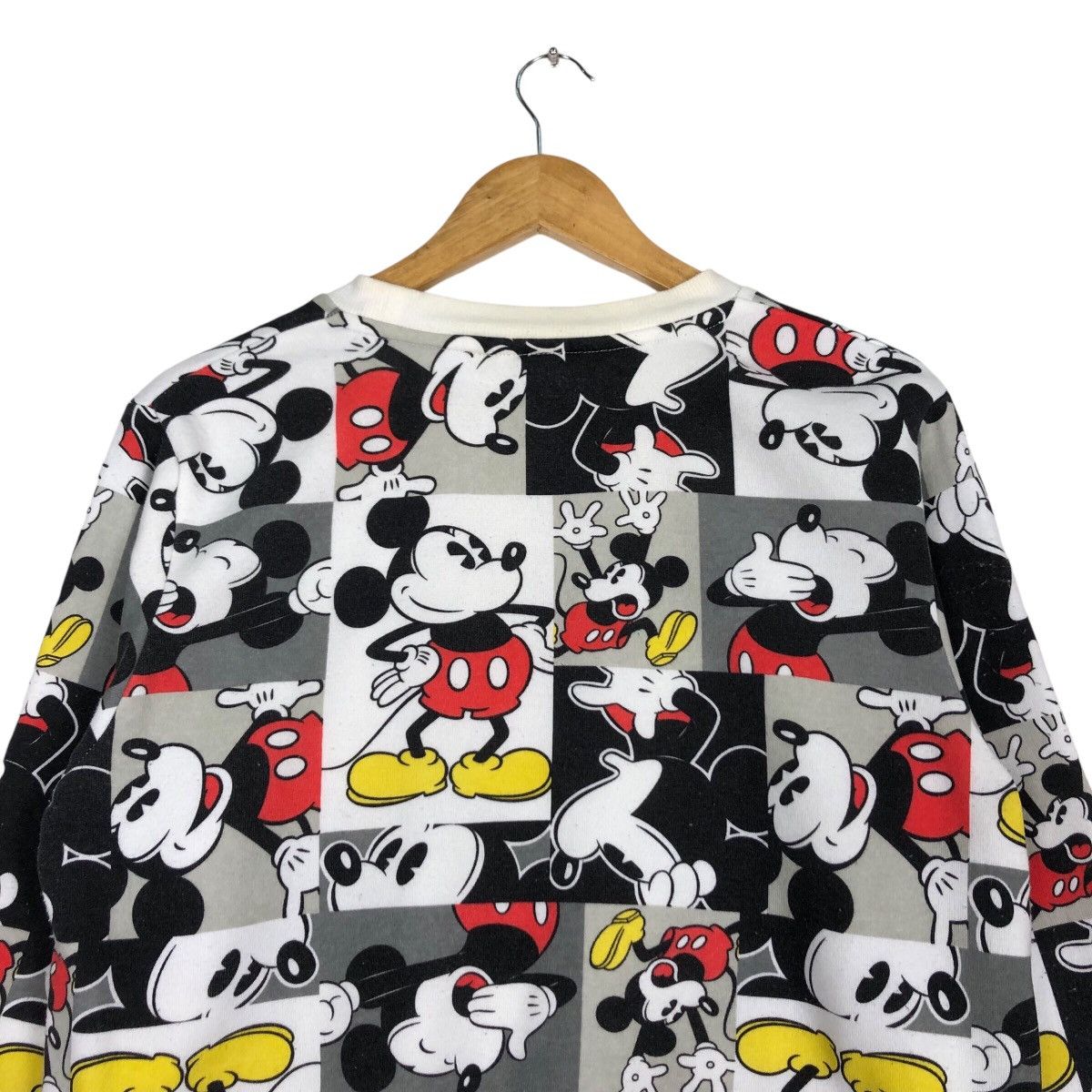 Disney × Japanese Brand × Vintage Full Printed Mickey Vintage Disney Sweatshirt Pullover Small Size US S / EU 44-46 / 1 - 8 Thumbnail