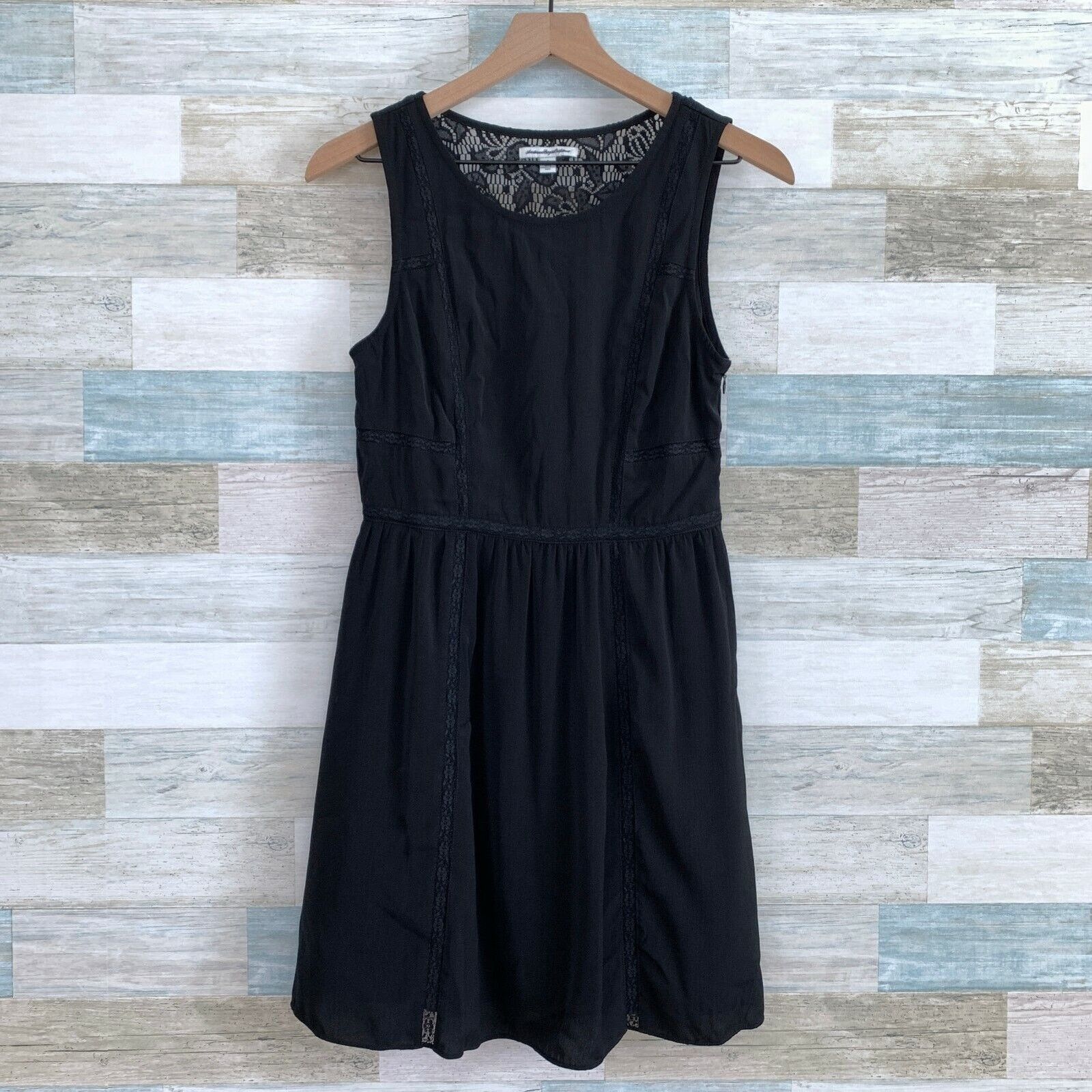 American Eagle Outfitters American Eagle Lace Back Mini Dress Black Sleeveless 4 Size S / US 4 / IT 40 - 1 Thumbnail