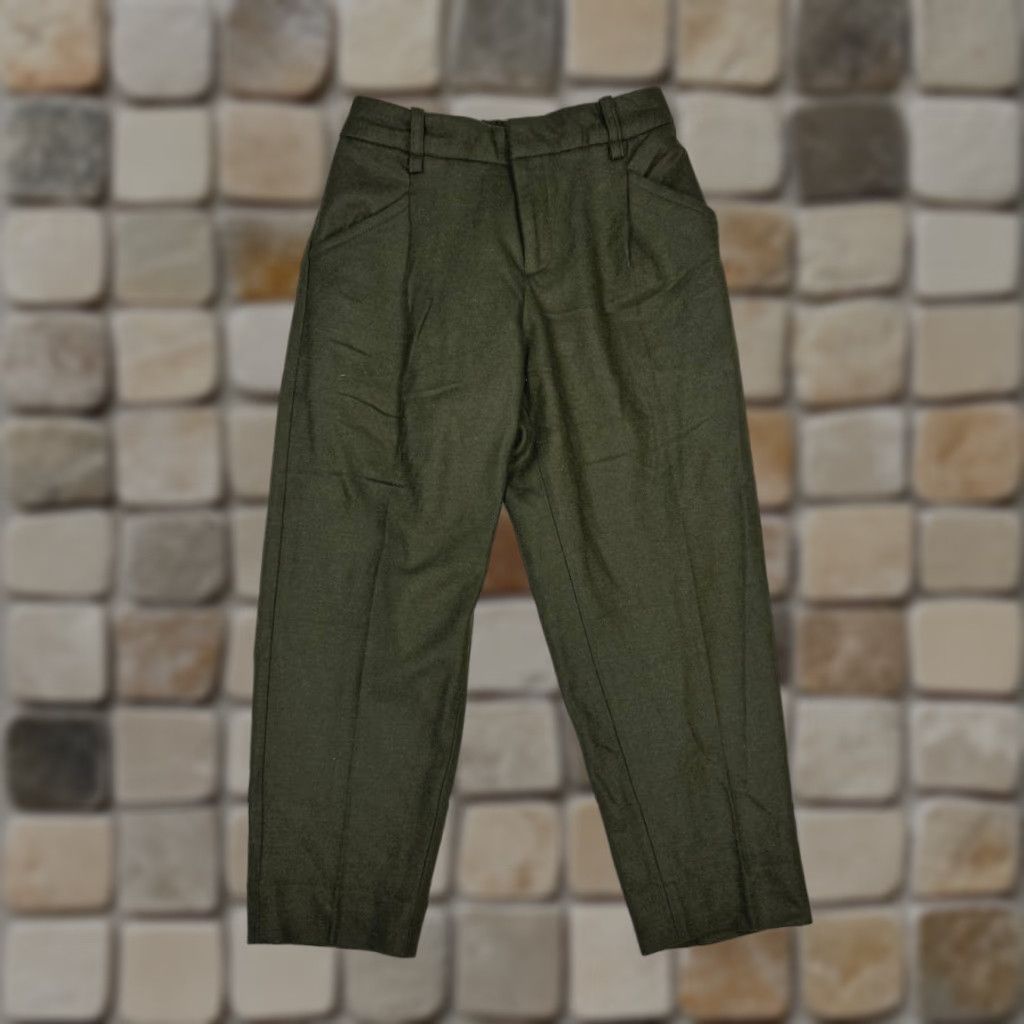Banana Republic VINTAGE Banana Republic Chino Pants Womens 6 Green Wool Stretch Mid Rise Straight Leg Size 28" / US 6 / IT 42 - 1 Thumbnail