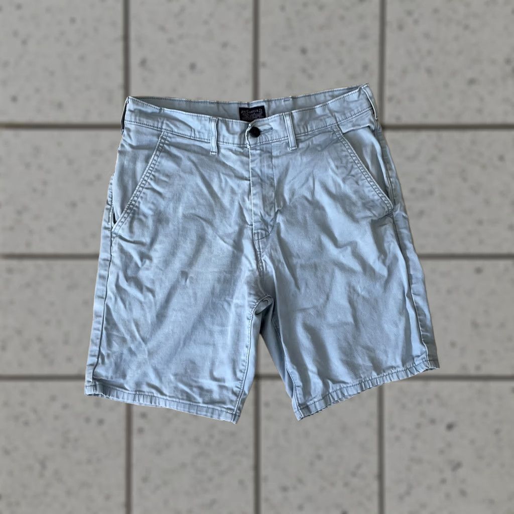 Levi's VINTAGE Levi's Shorts Men 30 Blue Canvas Flat Chino WhiteTab Levis 30x8 Size US 30 / EU 46 - 1 Thumbnail