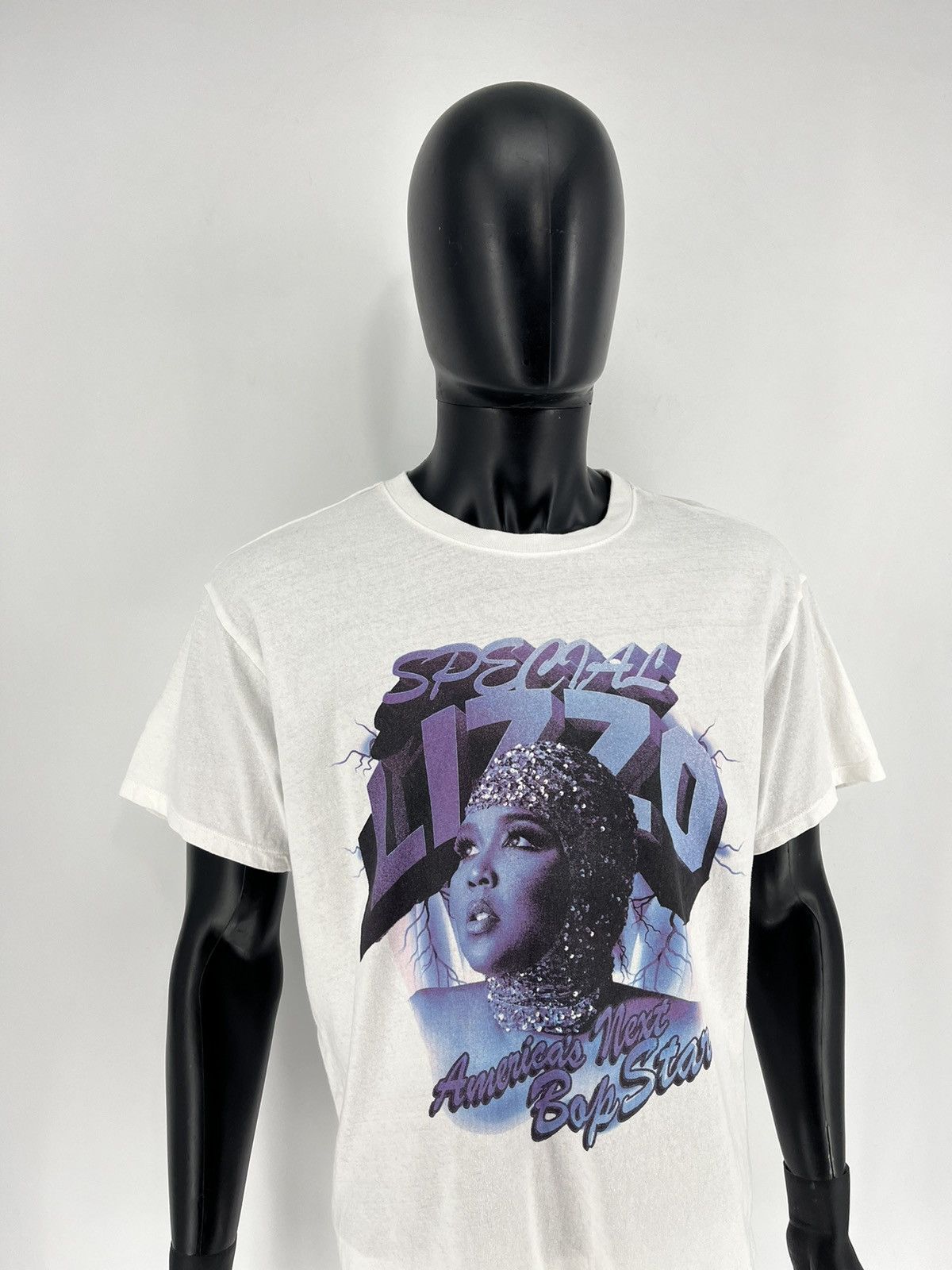 Band Tees × Rap Tees Vintage LIZZO BOB Star TEE Hiphop Rap Promo Tee Size US L / EU 52-54 / 3 - 3 Thumbnail