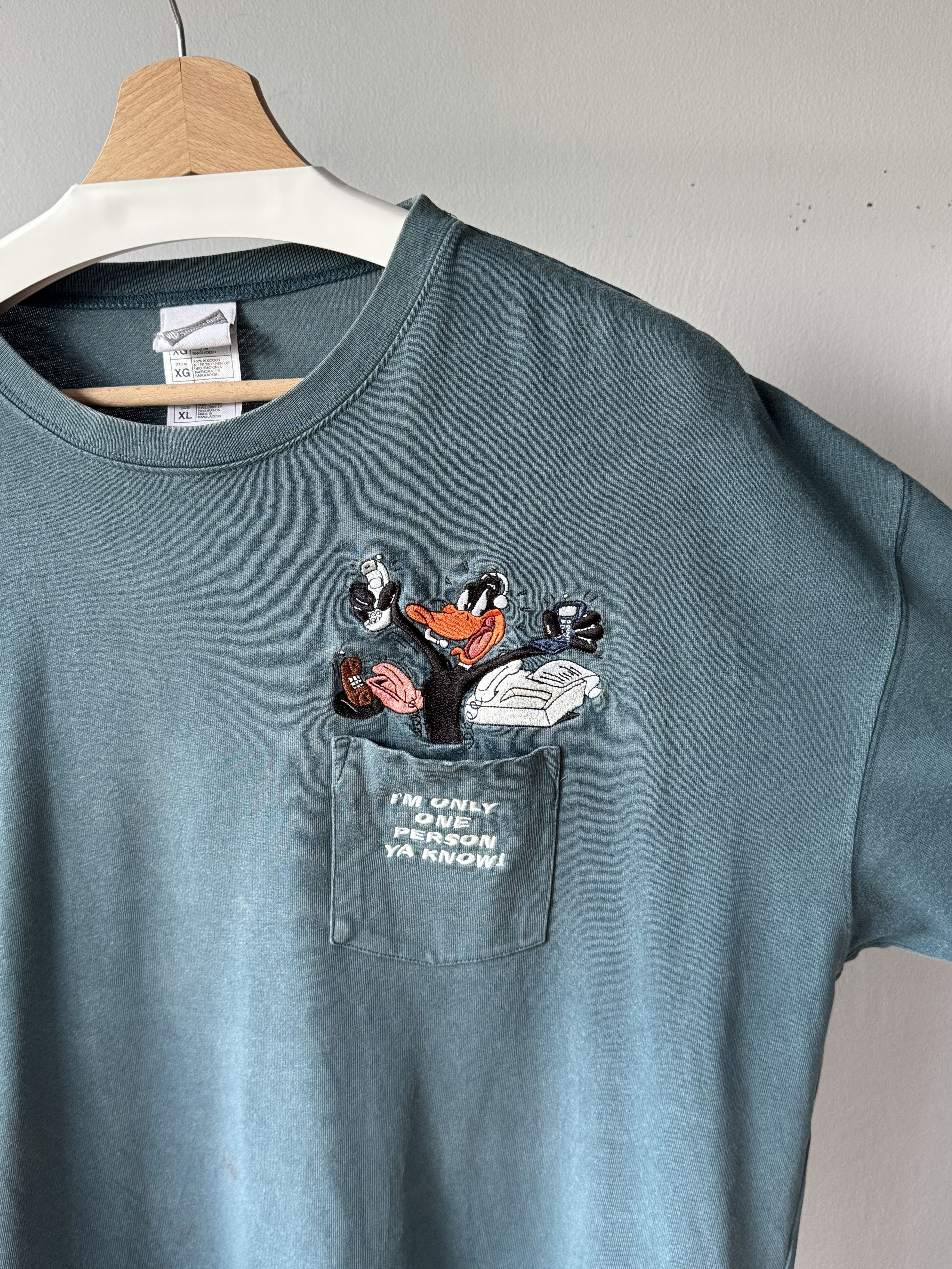 Warner Bros Vintage Warner Bros. Looney Tunes Embroidered Pocket T-Shirt Size US XL / EU 56 / 4 - 5 Thumbnail