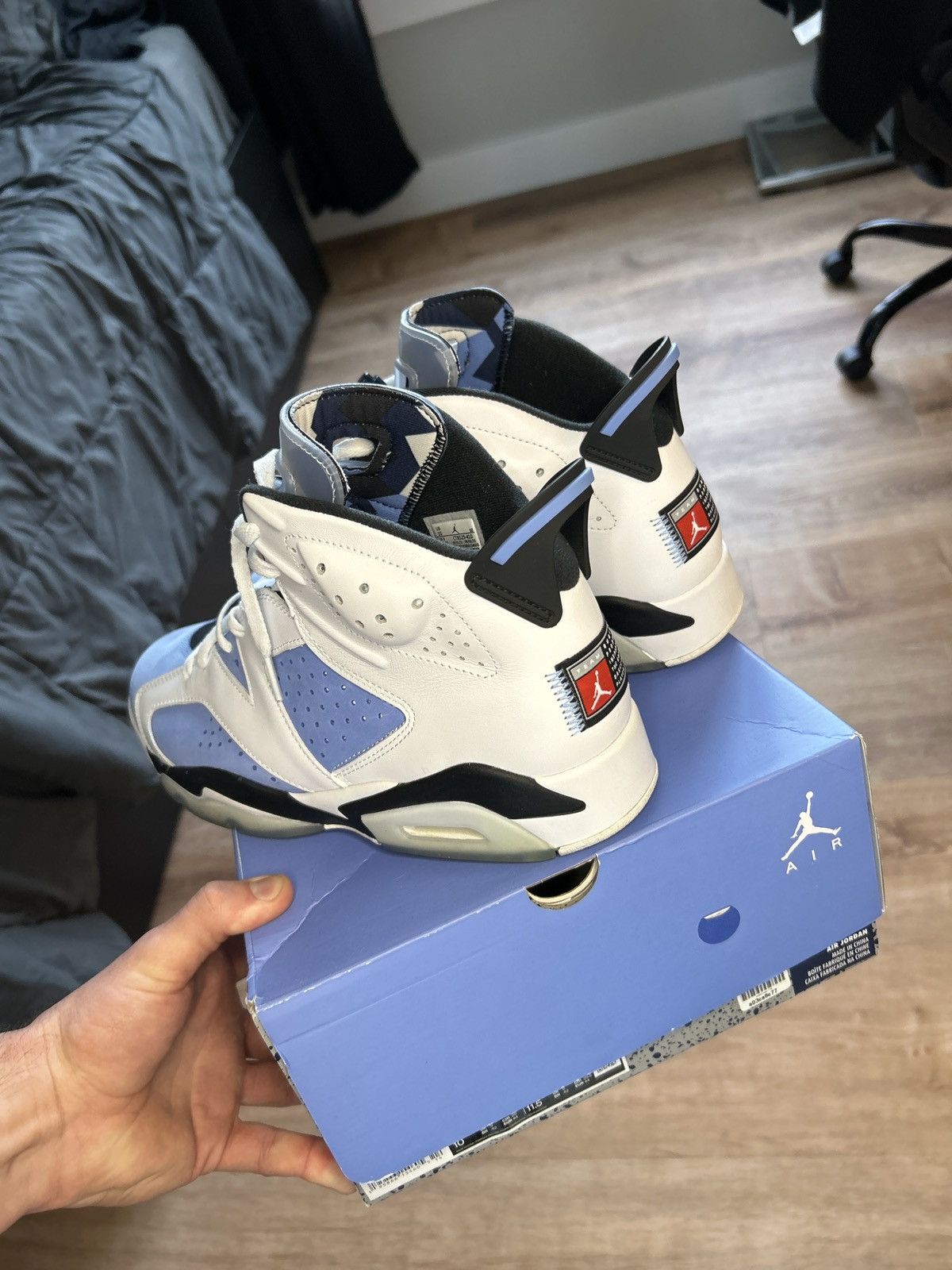Jordan Brand Air Jordan 6 UNC Size US 10 / EU 43 - 1 Thumbnail