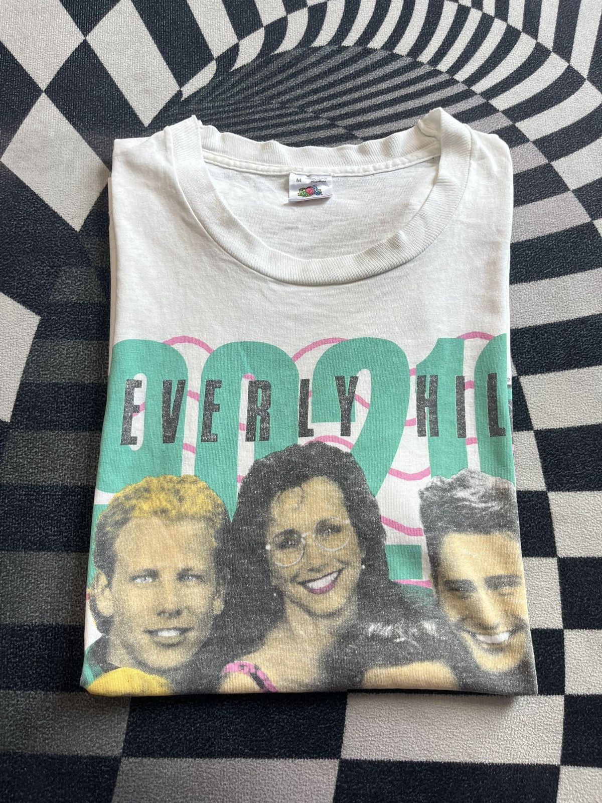 Arts & Science Vintage BEVERLY HILLS 90210 Promo Series 1991’s Tshirt Size US M / EU 48-50 / 2 - 1 Thumbnail