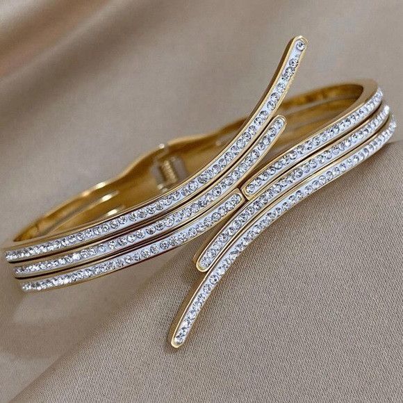 Other Unique Design Gold Color Stainless Steel Bracelet For Women Size ONE SIZE - 5 Thumbnail