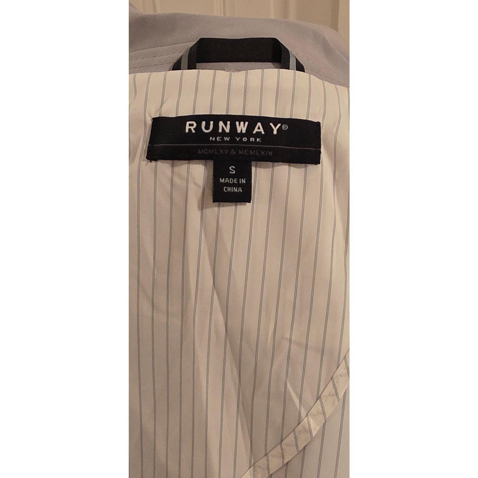 Other Runway New York Striped Tape Long Blazer Size S New Sample Size S / US 4 / IT 40 - 4 Thumbnail