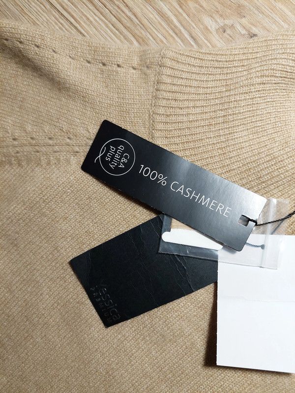 C&A 100% cashmere sweater jumper beige vintage comfortable Size S / US 4 / IT 40 - 7 Thumbnail