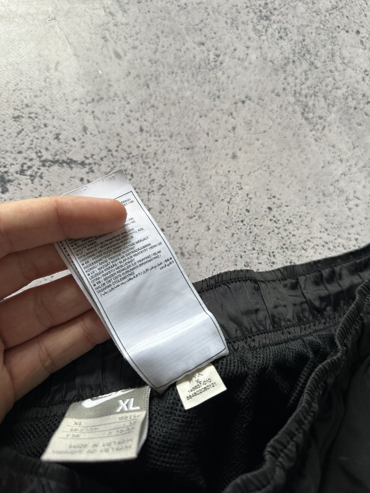 Nike Vintage Nike Nylon Track Pants Drill Black Y2K USA Size US 36 / EU 52 - 6 Thumbnail