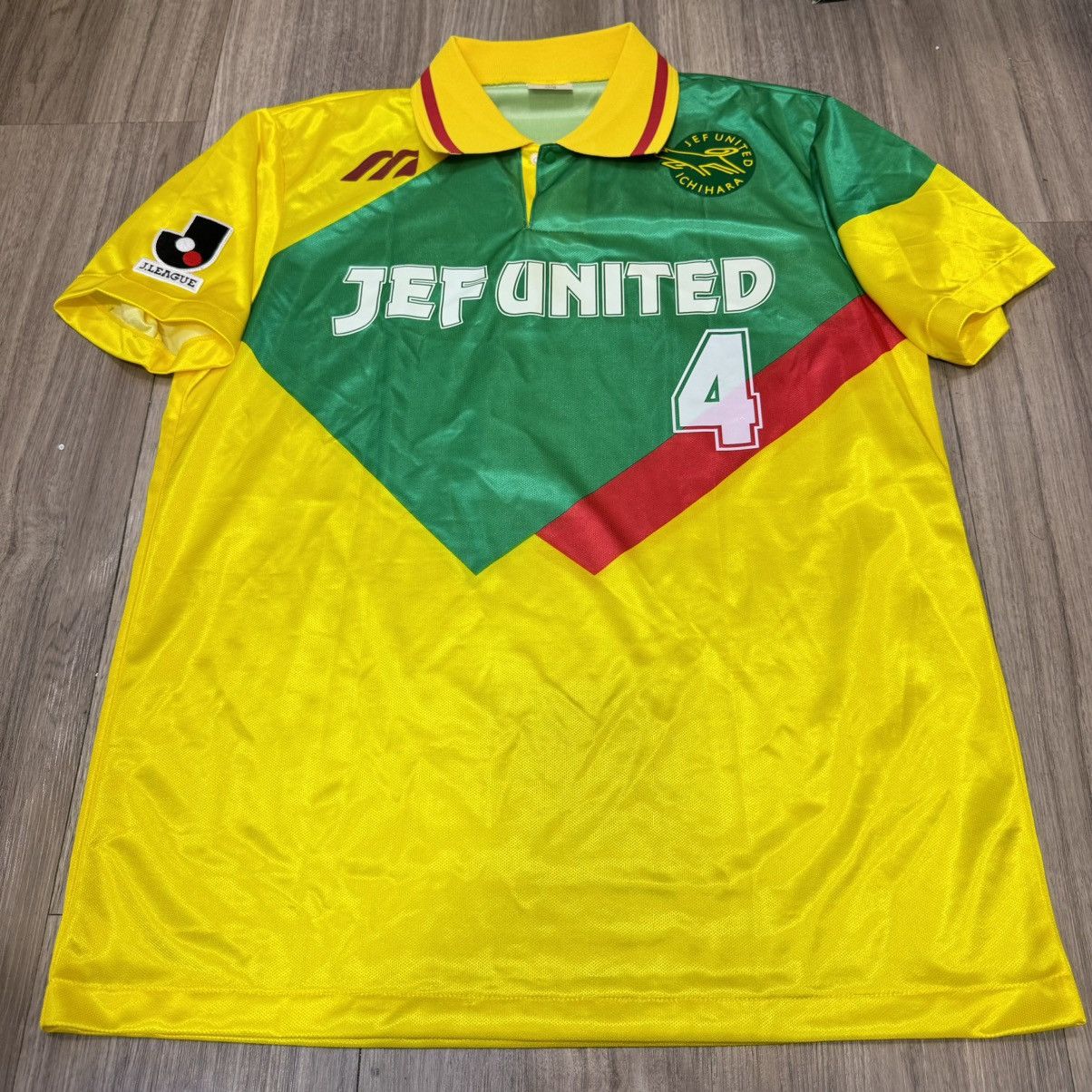 Mizuno JEF United 93/96 home shirt #4 Size US L / EU 52-54 / 3 - 1 Thumbnail