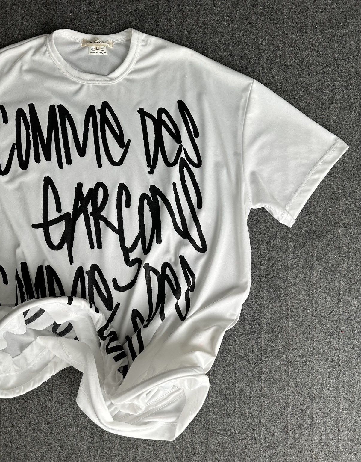 Comme des Garcons Comme des Garcons - A/W21 Wrap Graphic Print Crew Neck Shirt Size M / US 6-8 / IT 42-44 - 2 Thumbnail