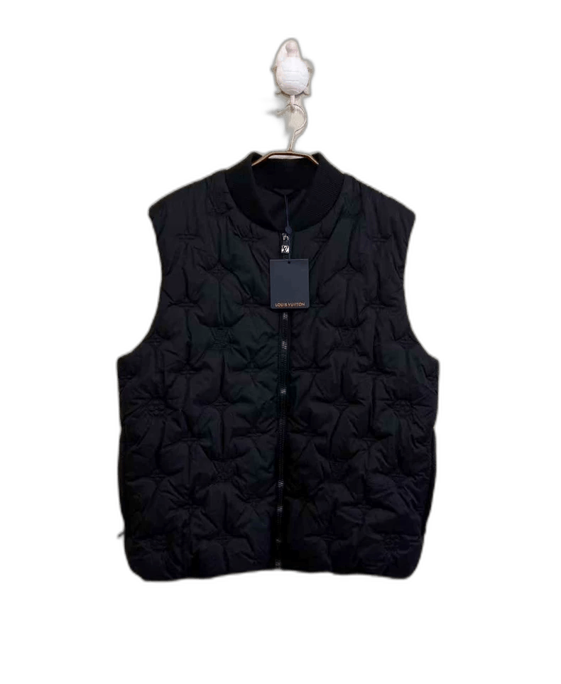 Louis Vuitton Louis Vuitton Black Logo Down Vest Size US XXL / EU 58 / 5 - 1 Thumbnail
