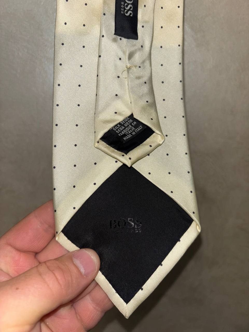 Hugo Boss Hugo Boss yellow polka dot men's tie,100% silk,made in Italy Size ONE SIZE - 9 Thumbnail