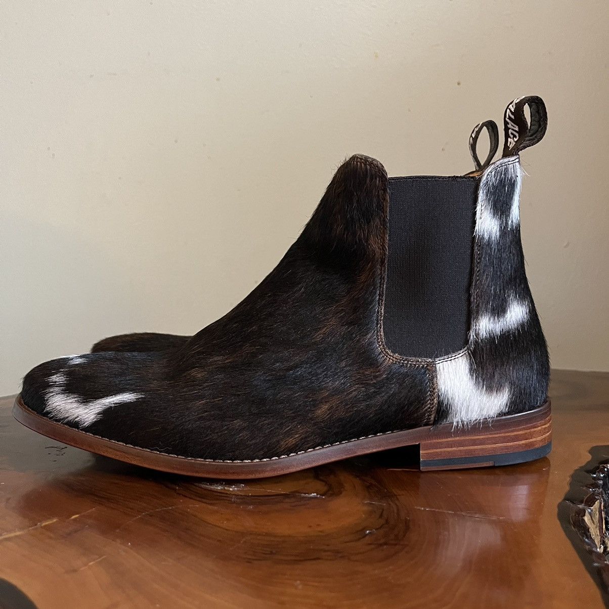 Palace Fur Cow Print Leather Chelsea Boots Size US 9 / EU 42 - 1 Thumbnail
