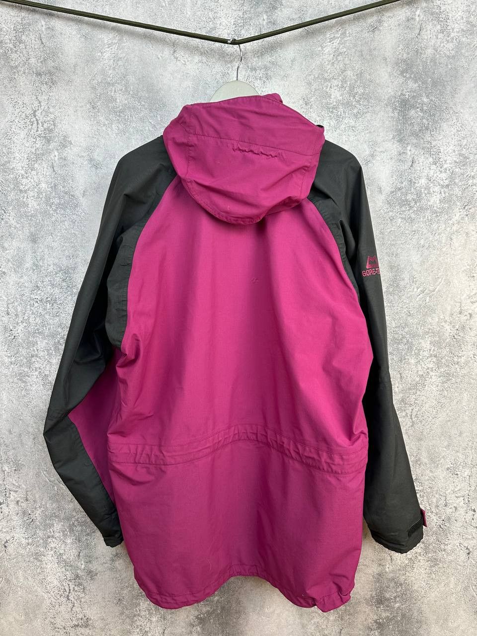 Mountain Equipment Mountain Equipment 35 Everest Expeditions GORE-TEX Jacket Size US XL / EU 56 / 4 - 2 Thumbnail