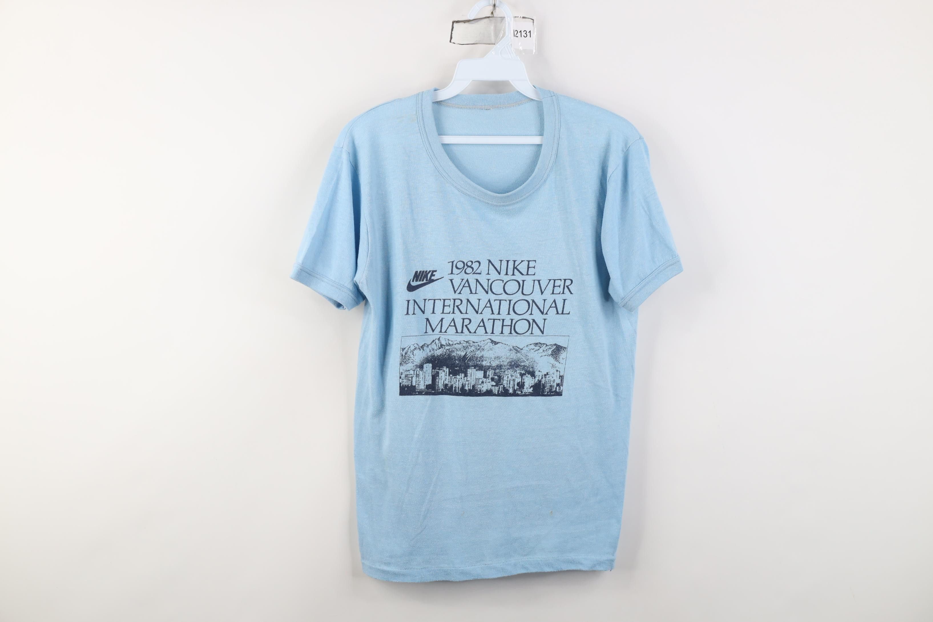 Nike Vintage 80s Nike 1982 International Marathon T-Shirt Size US S / EU 44-46 / 1 - 1 Thumbnail