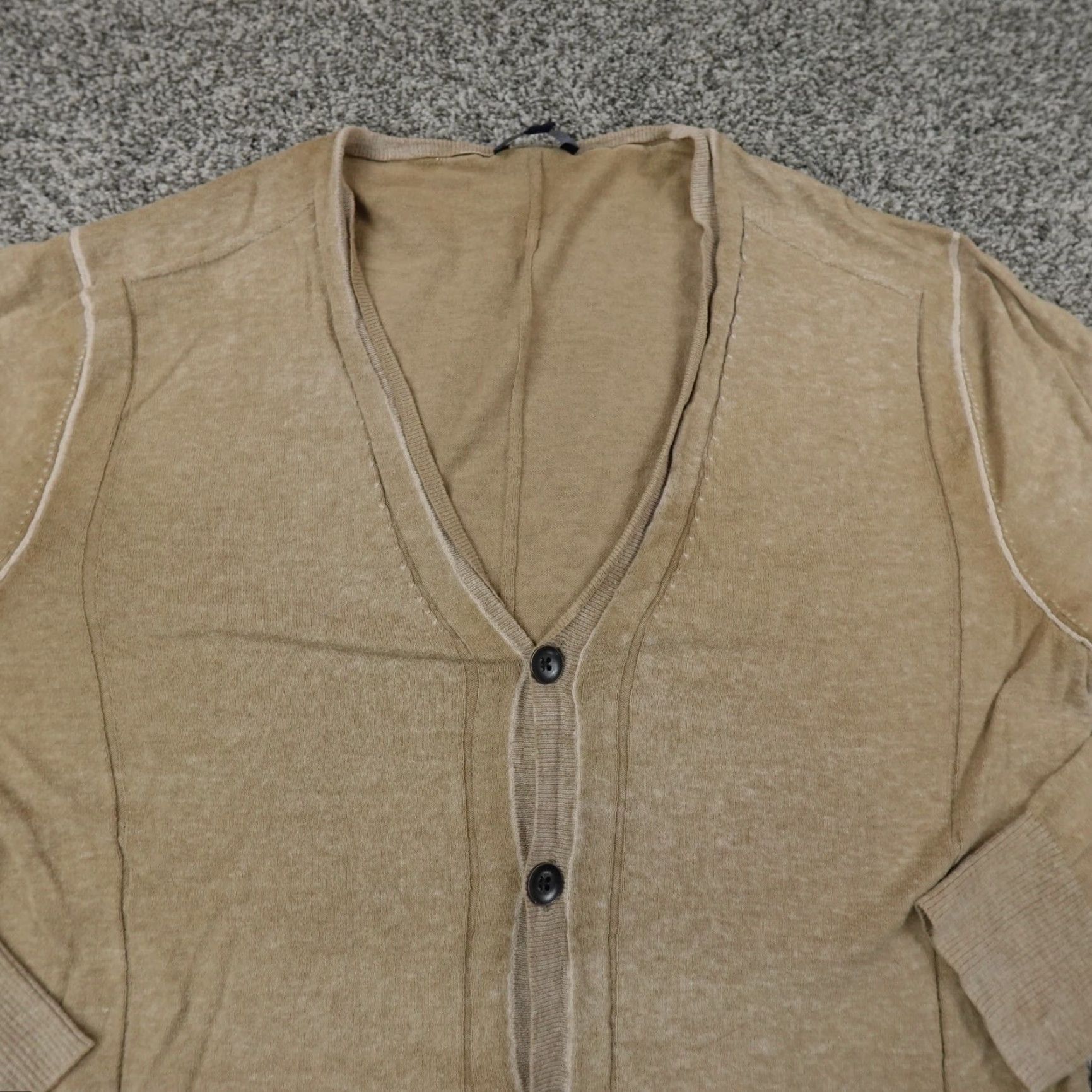 Gap Gap Sweater Mens Large Brown Tan Beige Cardigan Sweatshirt - Knt/Grunge Casual Button V-Neck, Regular Fit, Old Gap, Men’s Knit Vest/Outerwear Size US L / EU 52-54 / 3 - 4 Thumbnail