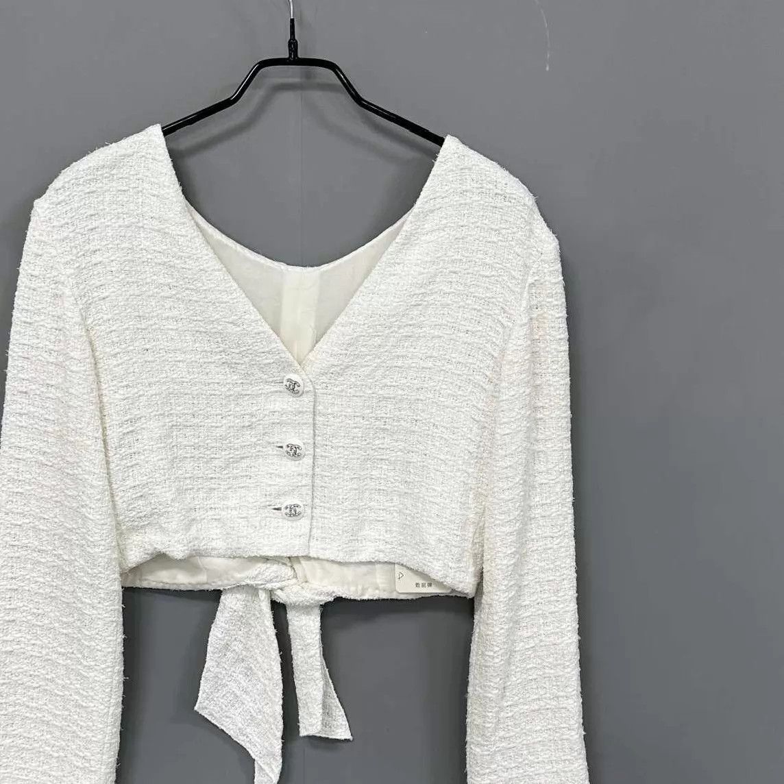 Chanel Chanel 21C White Crystal Buckle Woven Short Tie Jacket 38 Size S / US 4 / IT 40 - 1 Thumbnail
