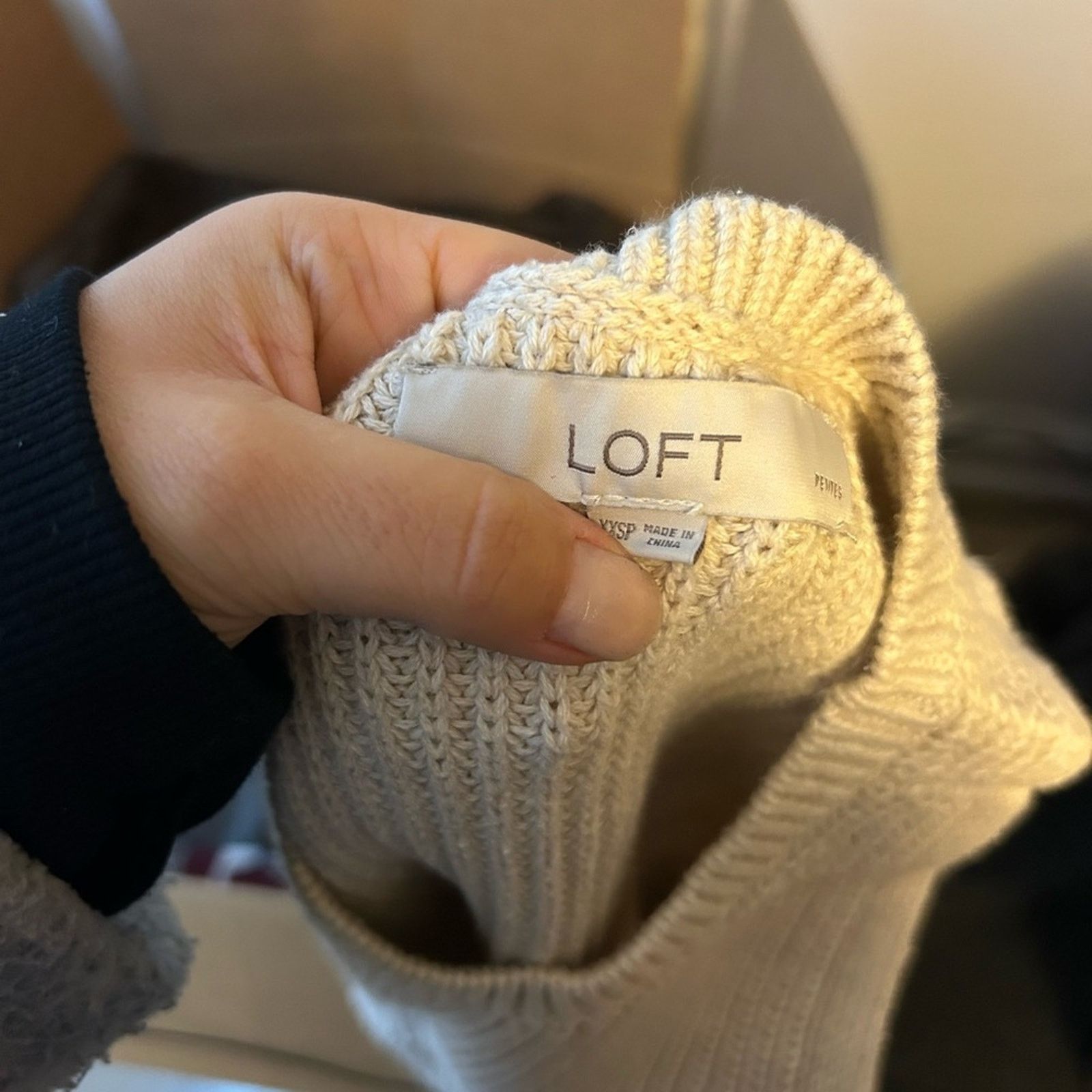Loft Loft Oatmeal Knit Sweater Tank Size XXS / US 00 / IT 34 - 4 Thumbnail