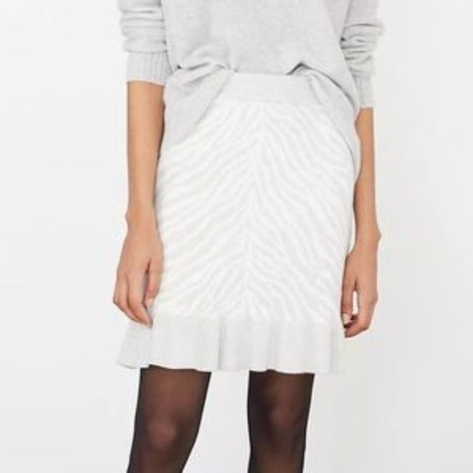 Anthropologie Anthropologie Gray Zebra Ruffled Knit Skirt Size 30" / US 8 / IT 44 - 6 Thumbnail