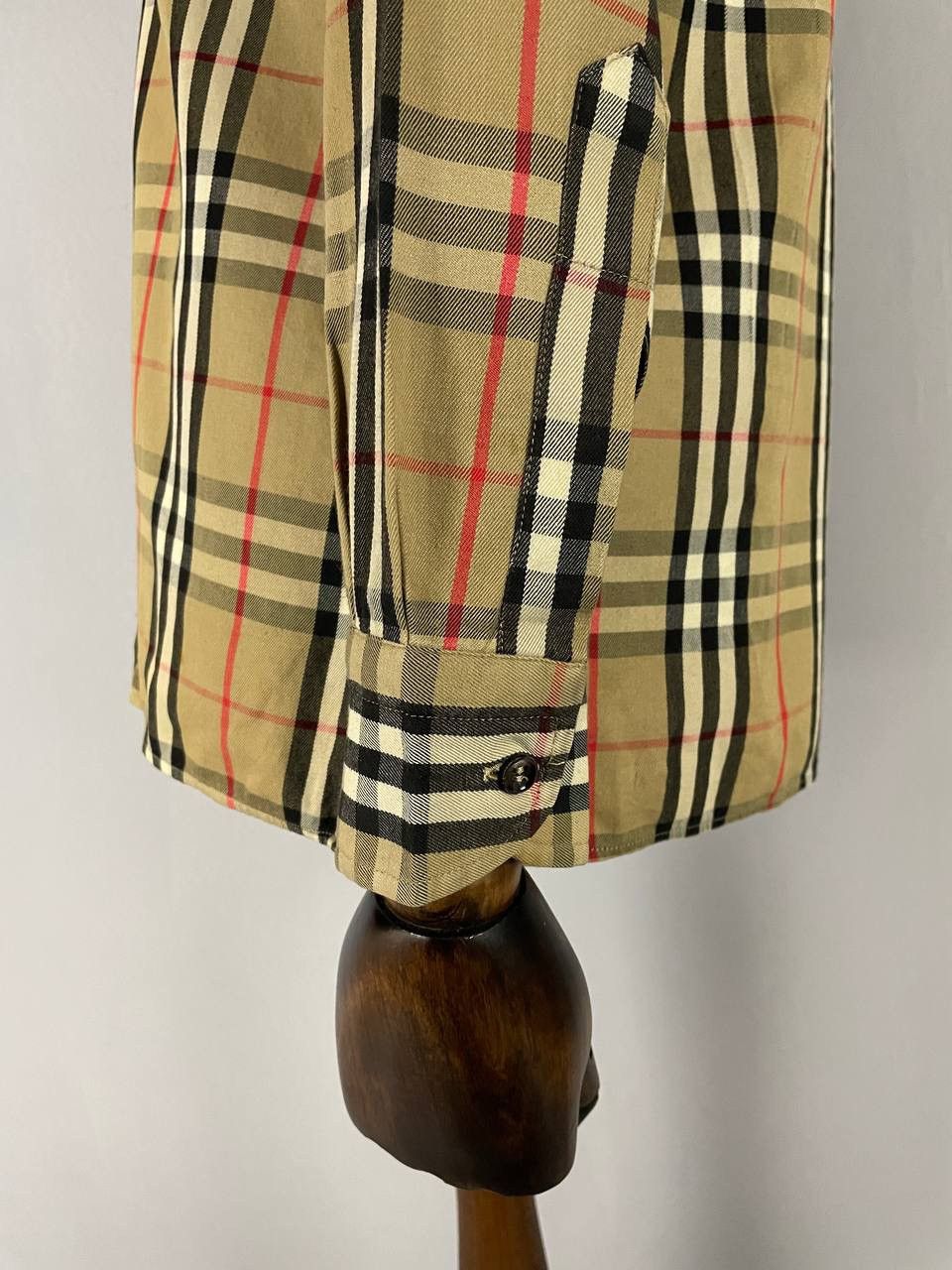 Burberry Burberry Shirt Vintage Nova Check Classic Size US L / EU 52-54 / 3 - 11 Thumbnail