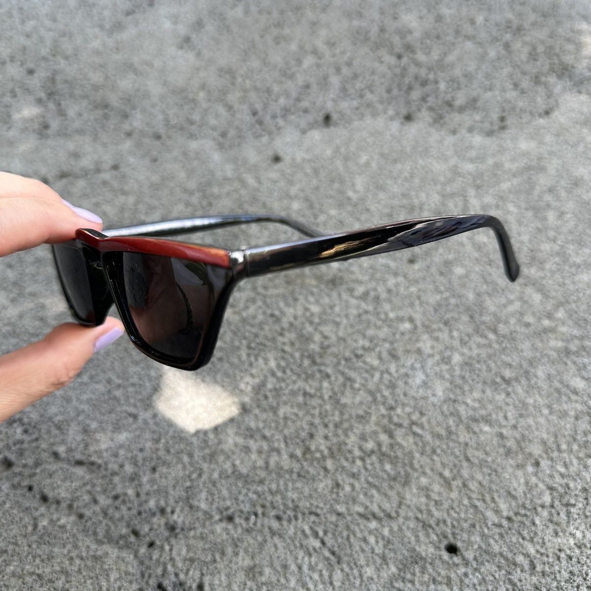 Other Y2K Unisex Sunglasses Retro Fashion Shades LE9791-02 Size ONE SIZE - 2 Thumbnail