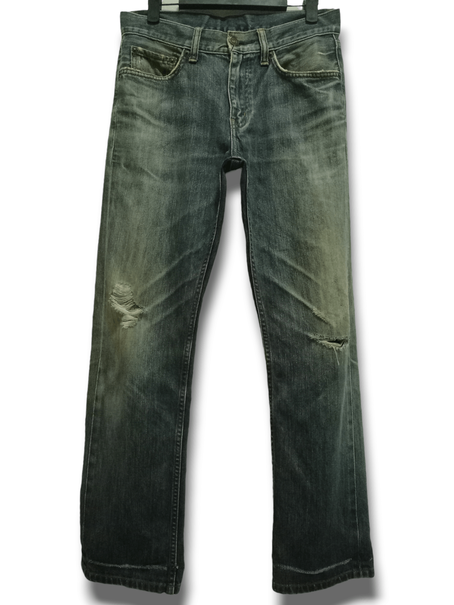 Japanese Brand × Uniqlo Vintage Japanese Uniqlo Blue Wash Distressed Jeans 30x28 Size US 30 / EU 46 - 1 Thumbnail