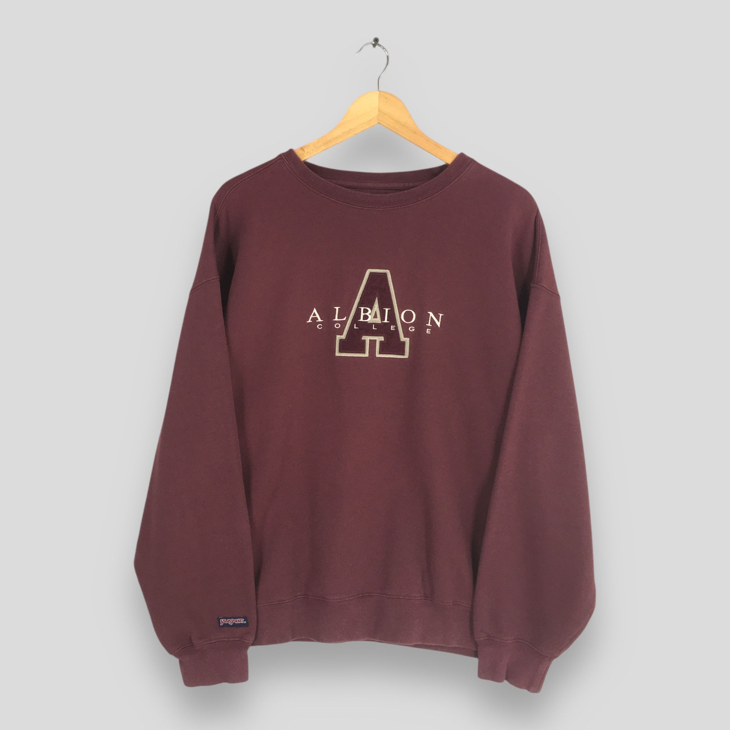 Vintage Vintage Albion College Red Sweatshirt XLarge Size US XL / EU 56 / 4 - 1 Thumbnail