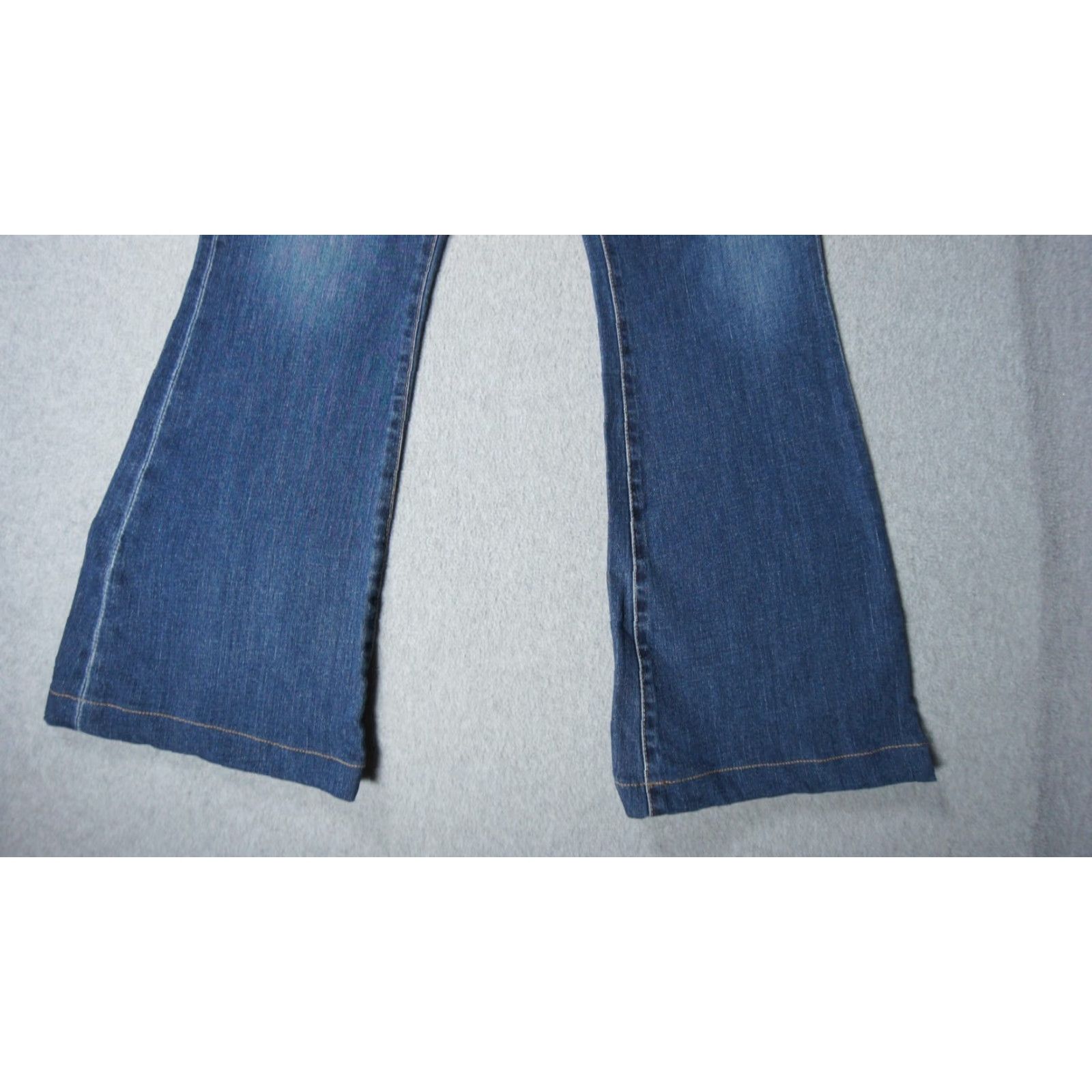 Vintage AG Adriano Goldschmied Jeans Womens 30 R Blue Denim Janis High Rise Flare Jeans Size 30" / US 8 / IT 44 - 4 Thumbnail