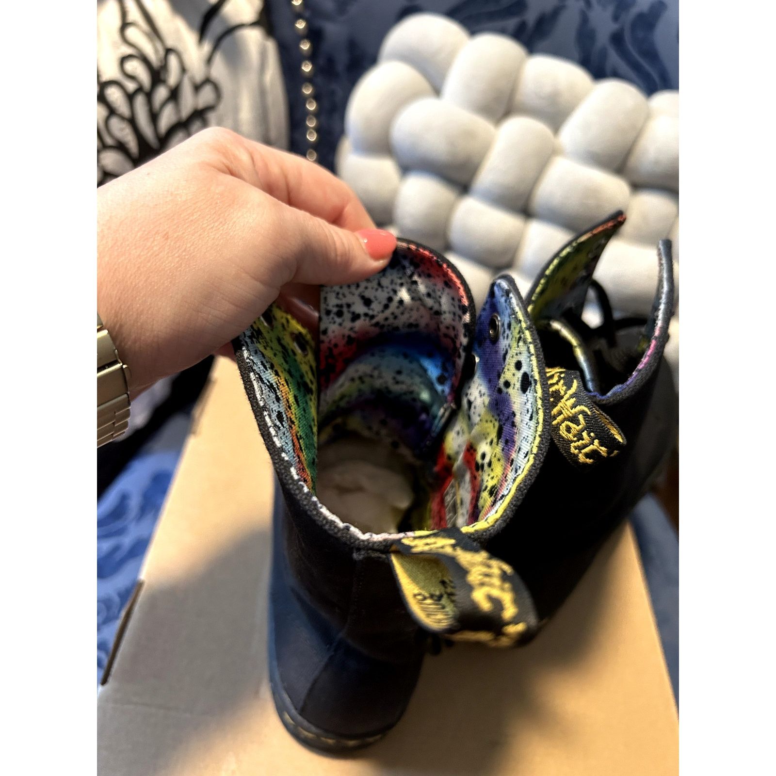 Dr. Martens Dr Martens Stratford Black Rainbow Interior size 7/EU 38 NWT Size US 7 / IT 37 - 7 Thumbnail