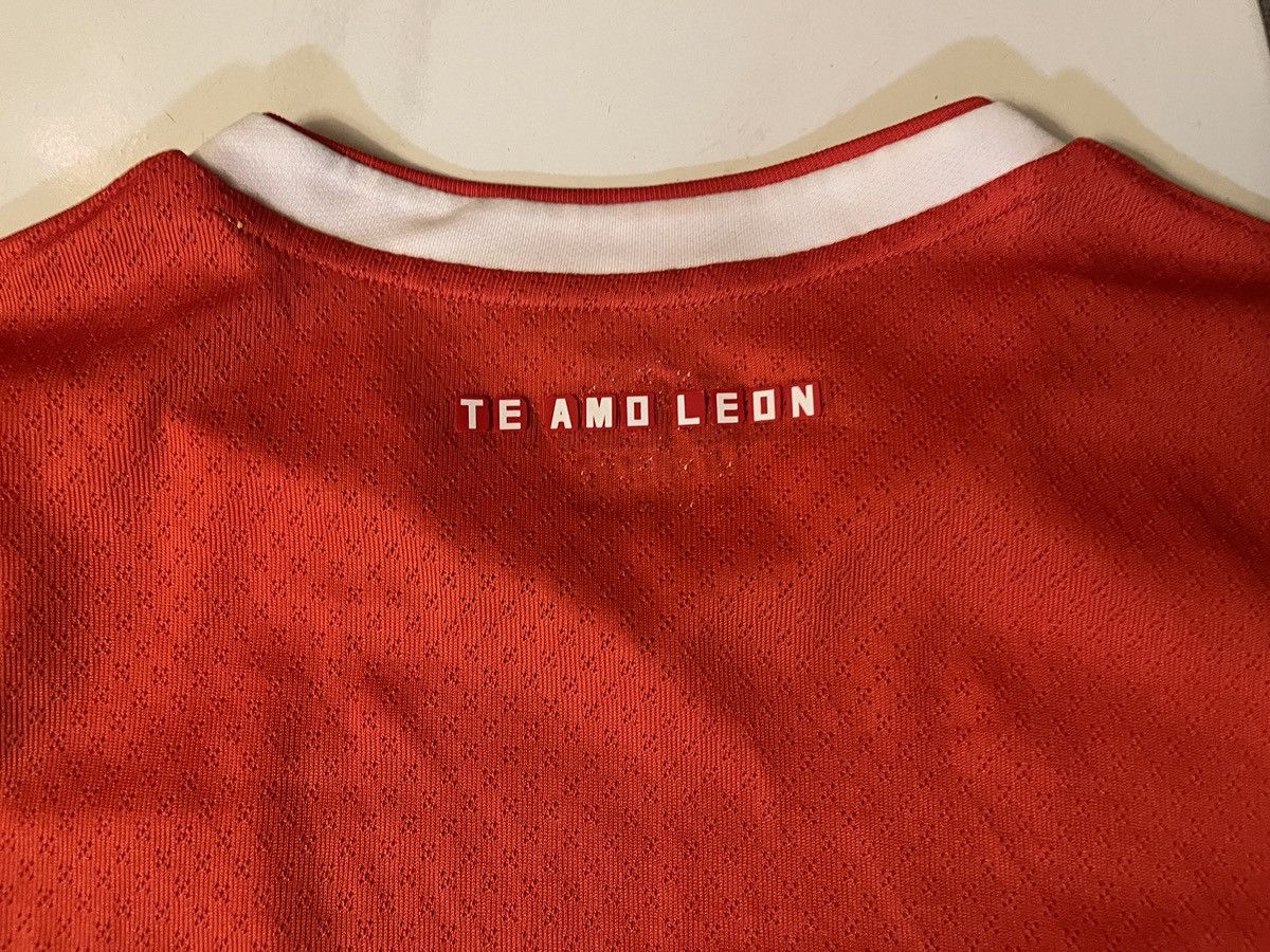 Umbro Independiente Santa Fe 2020 Umbro Home Soccer Jersey Small Size US S / EU 44-46 / 1 - 7 Thumbnail
