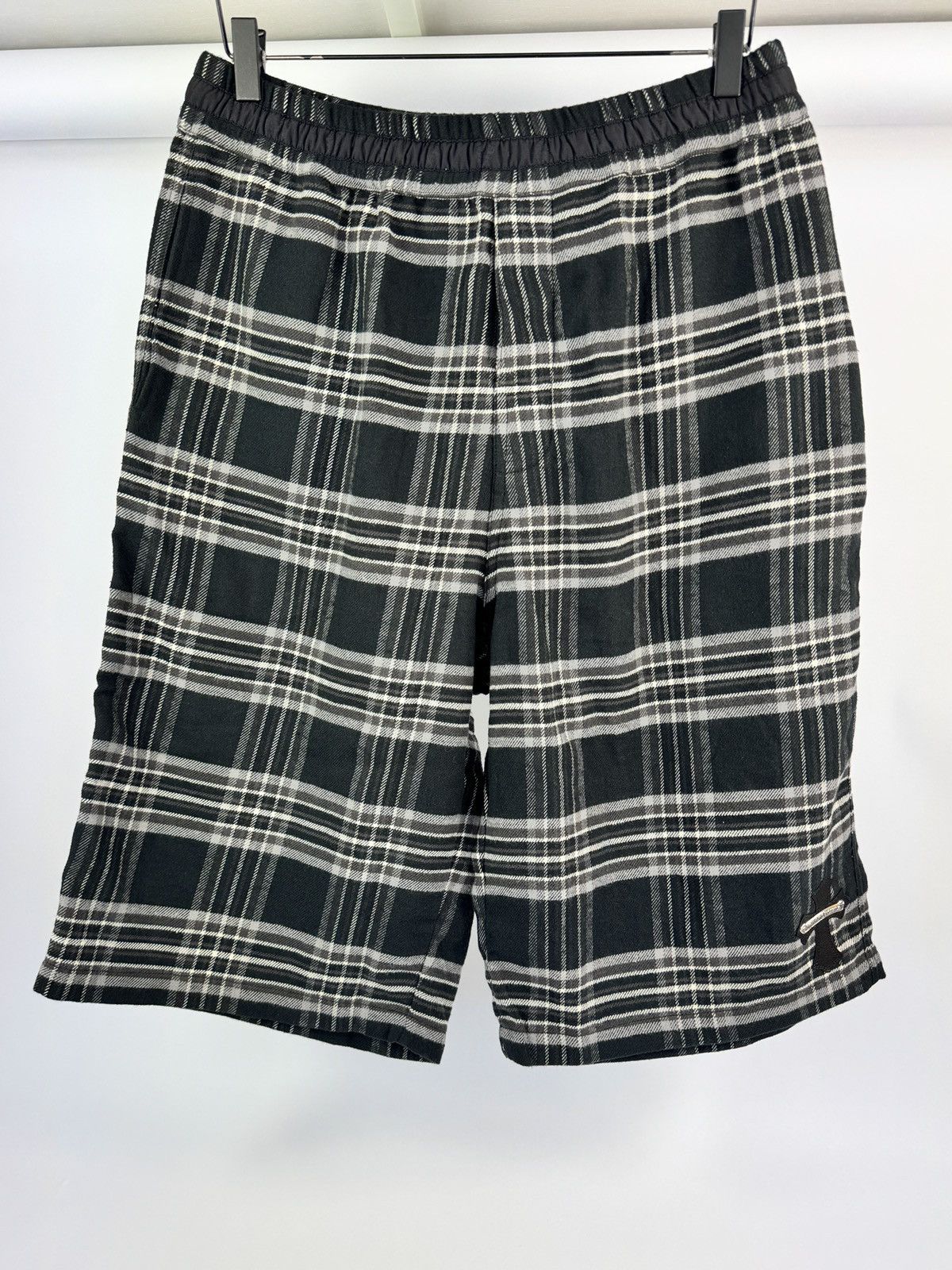 Chrome Hearts LEATHER CROSS AFTER SCHOOL DETAILED CHECKED SHORTS Size US 34 / EU 50 - 2 Thumbnail