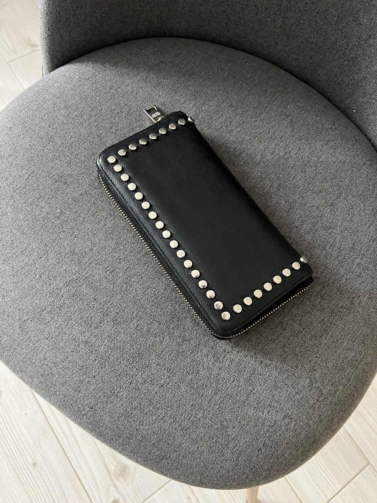 Prada Prada Black Crystal Embellished Leather Zip Around Wallet Size ONE SIZE - 4 Thumbnail