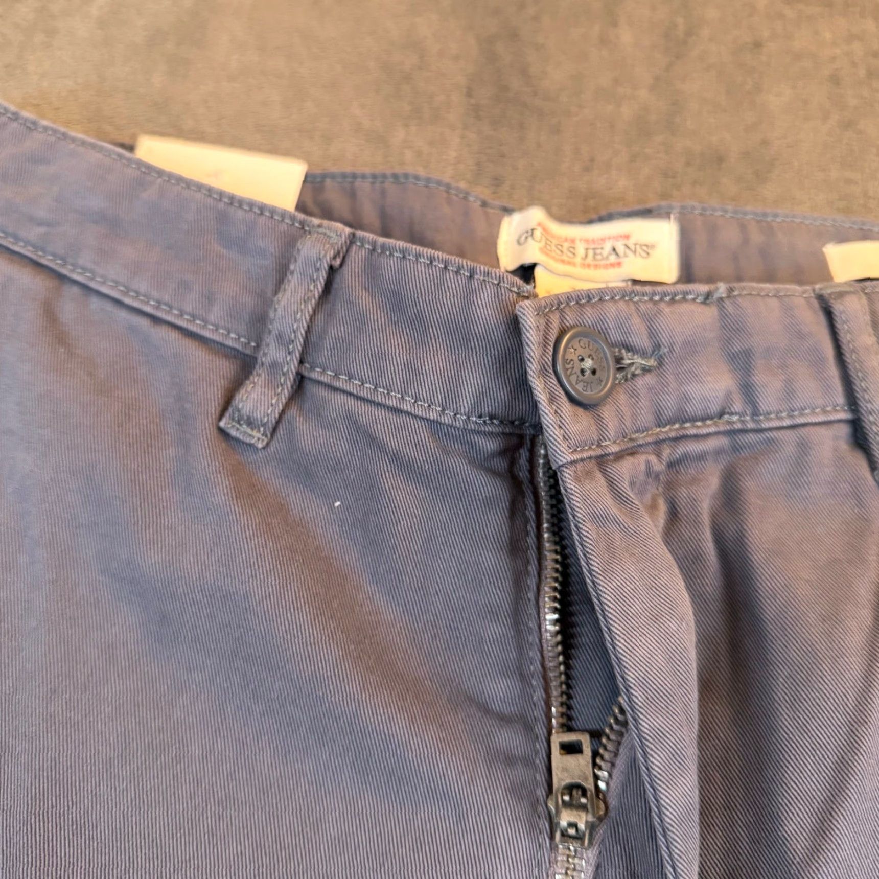 Guess Guess Jeans Chino Pants Mens 30x32 Flat Front Regular Fit Grey Canvas Cotton Blend 5-Pocket Wrinkle Resistant Casual Business Size US 30 / EU 46 - 7 Thumbnail