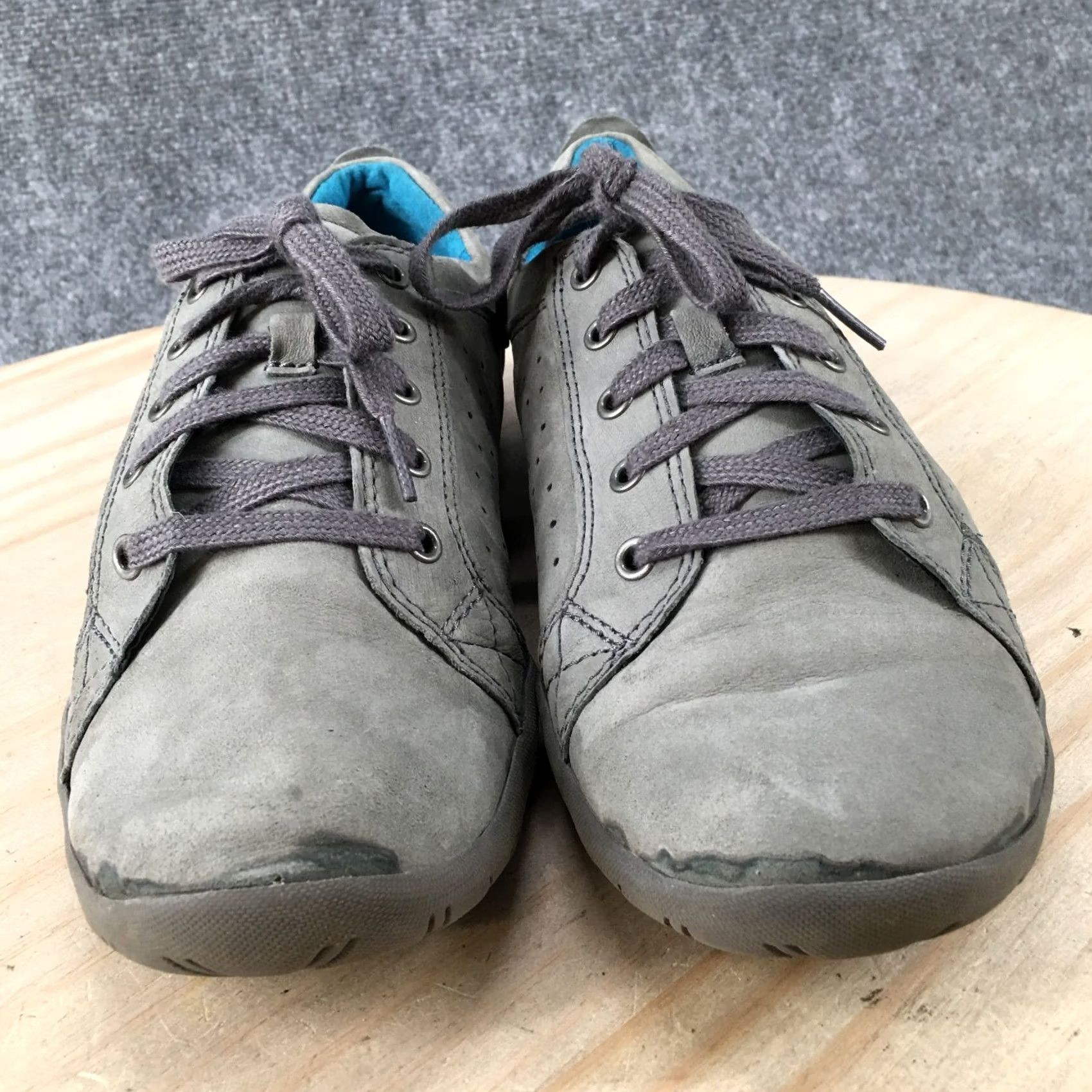 Clarks Clarks Womens 9 M Casual Sneakers Gray Leather Lace Up Low Top Size M / US 6-8 / IT 42-44 - 7 Thumbnail