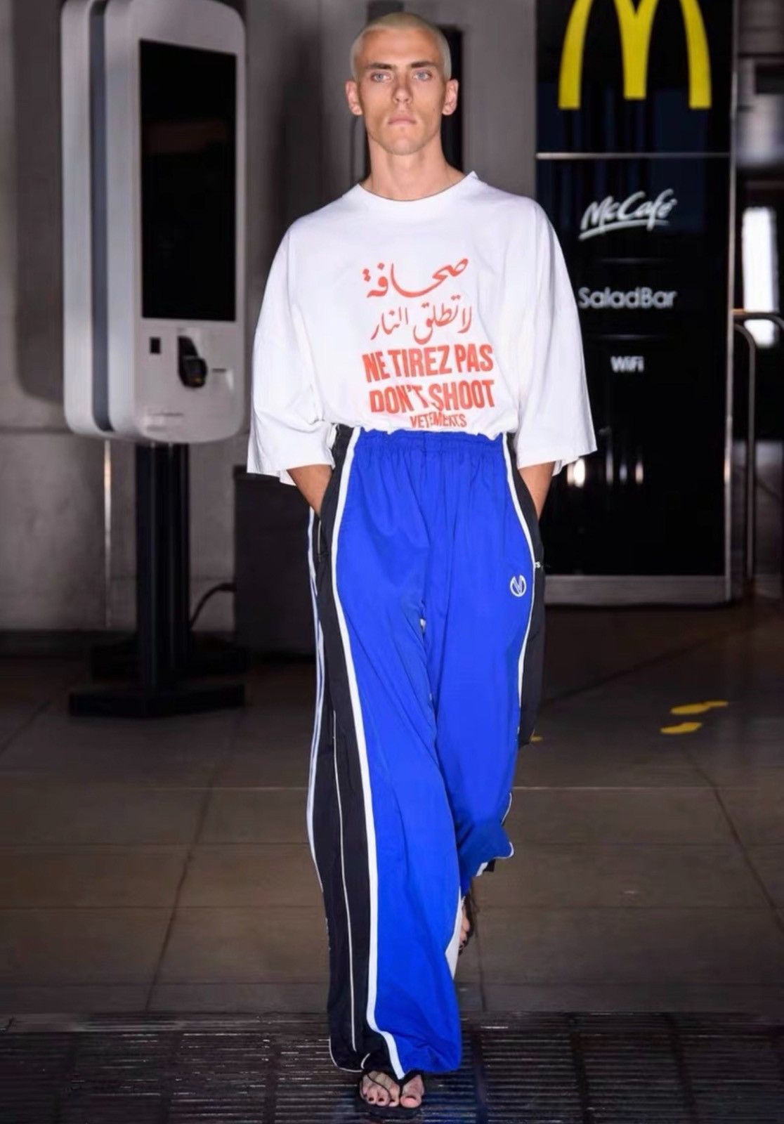 Vetements Vetements 20SS Blue Stripe Pants Size US 30 / EU 46 - 11 Thumbnail