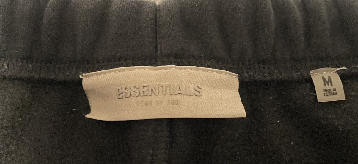 Essentials Fear of God Essentials Wide Leg Sweatpants Size US 32 / EU 48 - 4 Thumbnail
