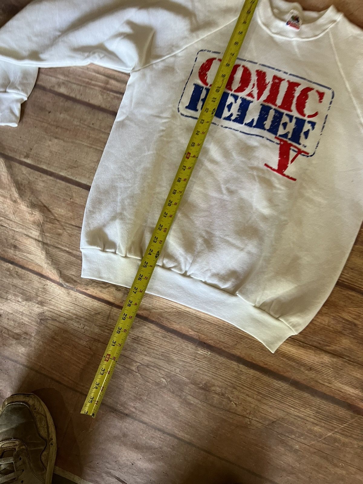 Fruit Of The Loom × Vintage Vintage Comic Relief Sweatshirt Size US L / EU 52-54 / 3 - 7 Thumbnail