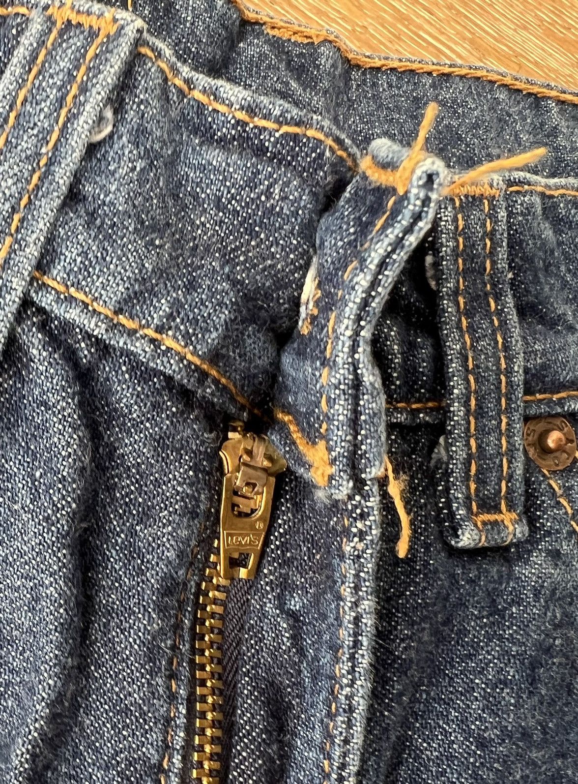 Levi's Womens Vintage 614 Levi’s bell bottom jeans Size 23" - 3 Thumbnail