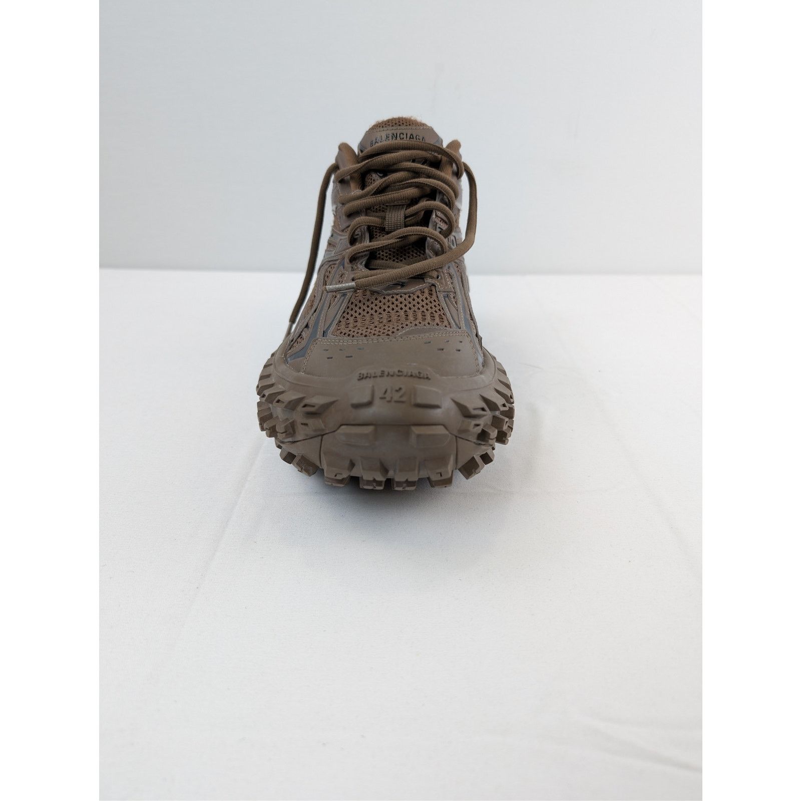 Balenciaga o1rshd1 Monocolor Bouncer Light Worn Out Sneakers in Brown Size US 9 / EU 42 - 13 Thumbnail