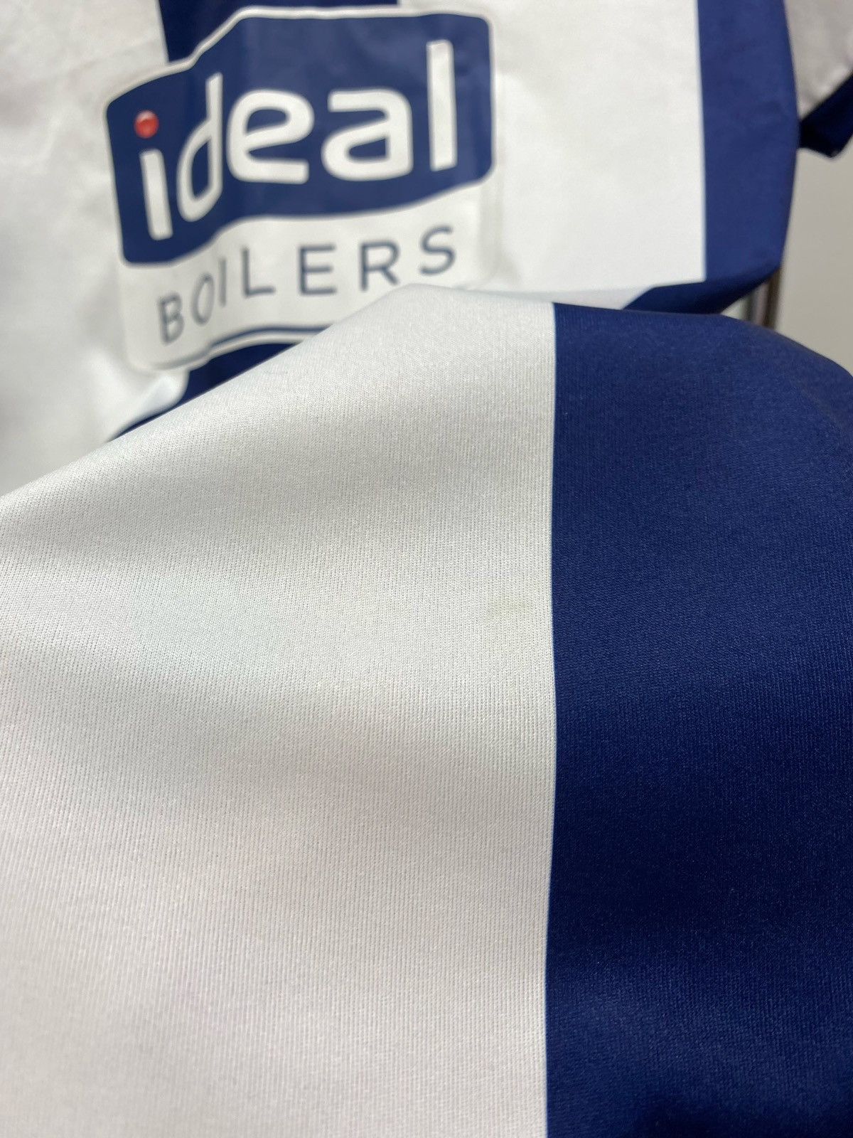 Puma West Bromwich Albion 2018 2019 Puma home soccer jersey Size US S / EU 44-46 / 1 - 12 Thumbnail