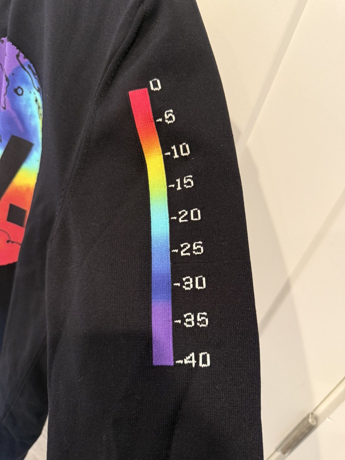 Louis Vuitton Louis Vuitton Rainbow Thermal World Sweater Size US M / EU 48-50 / 2 - 9 Thumbnail